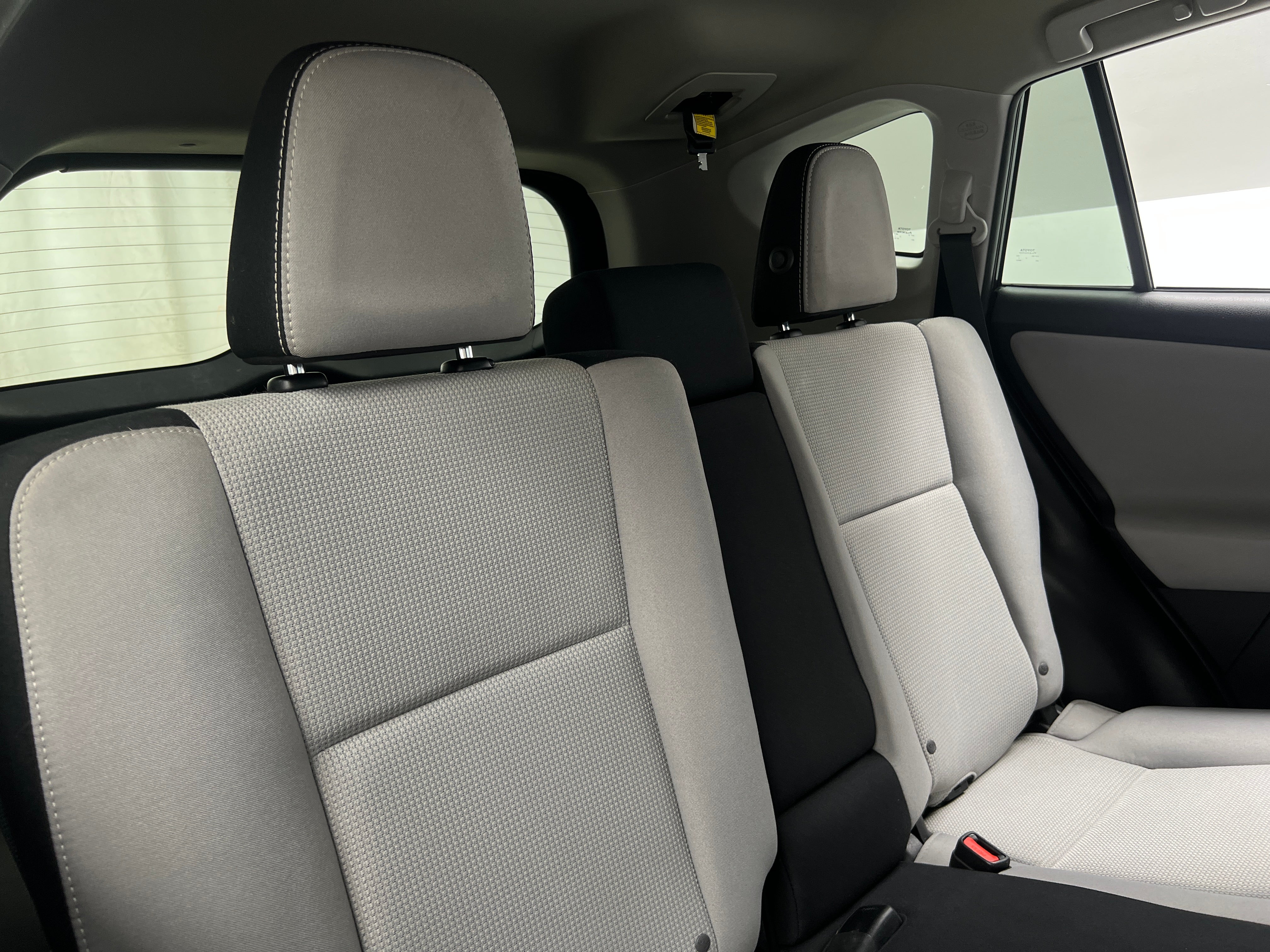 2018 Toyota RAV4 XLE 6
