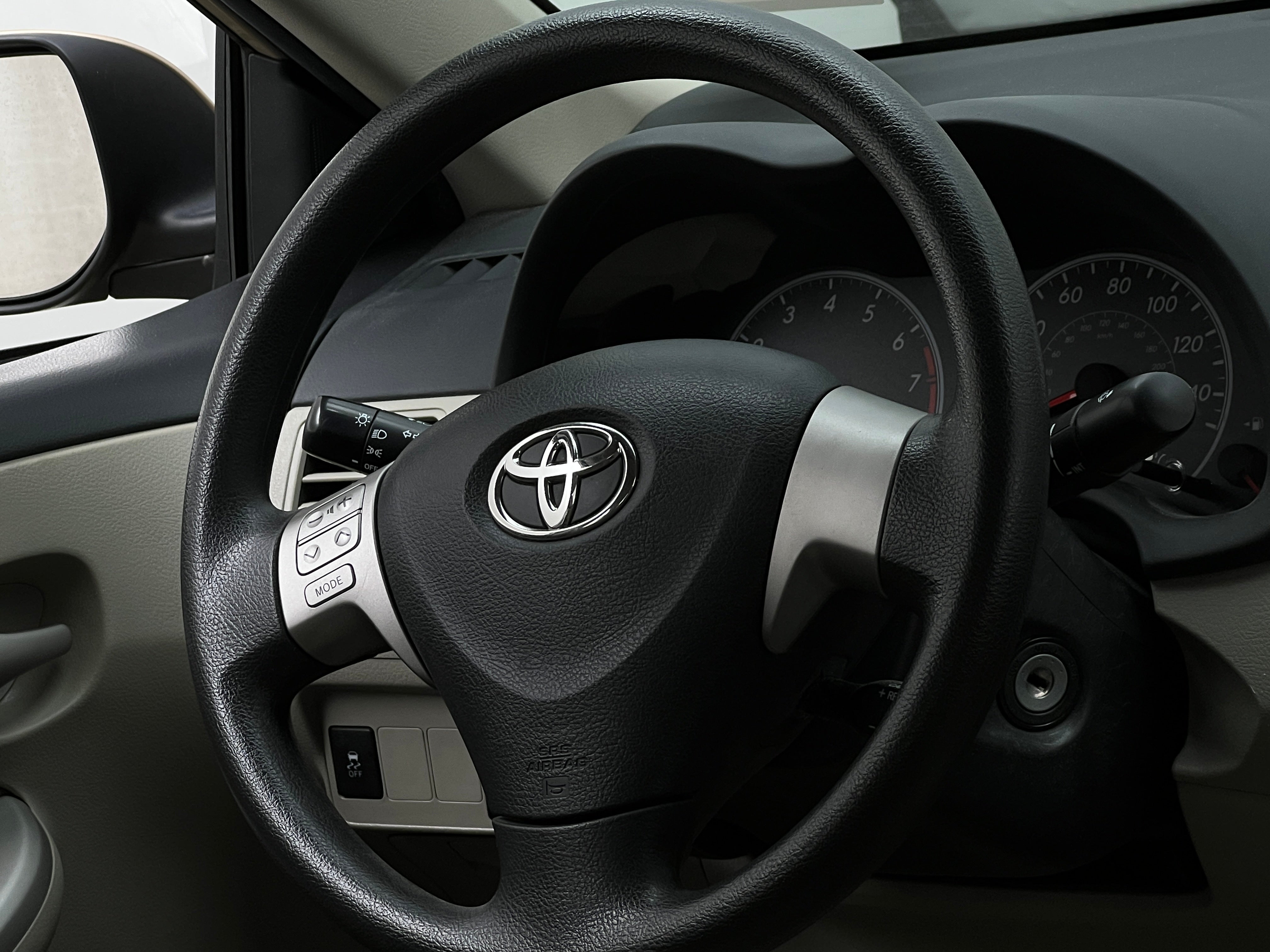 2012 Toyota Corolla LE 5