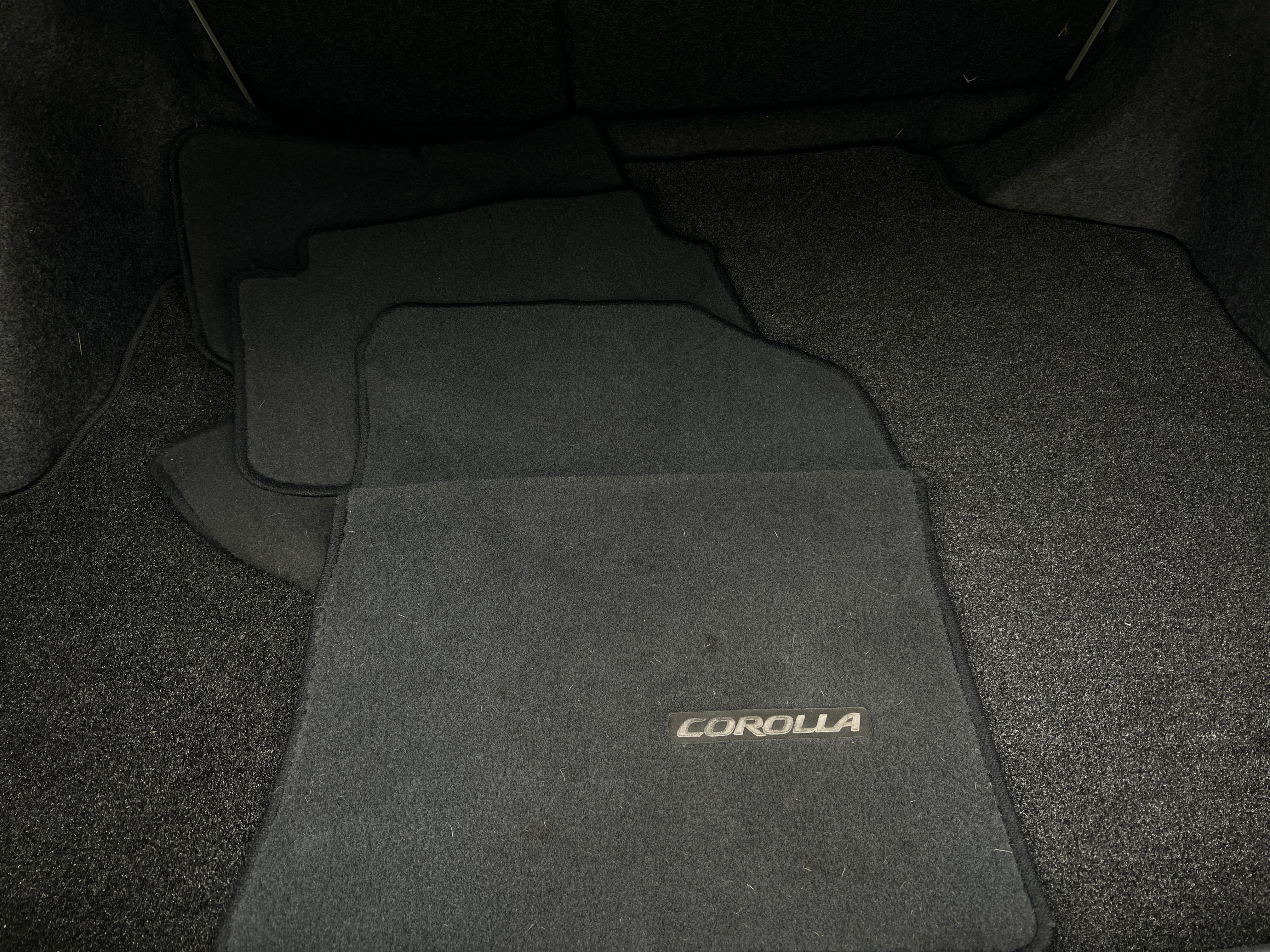 2012 Toyota Corolla LE 7