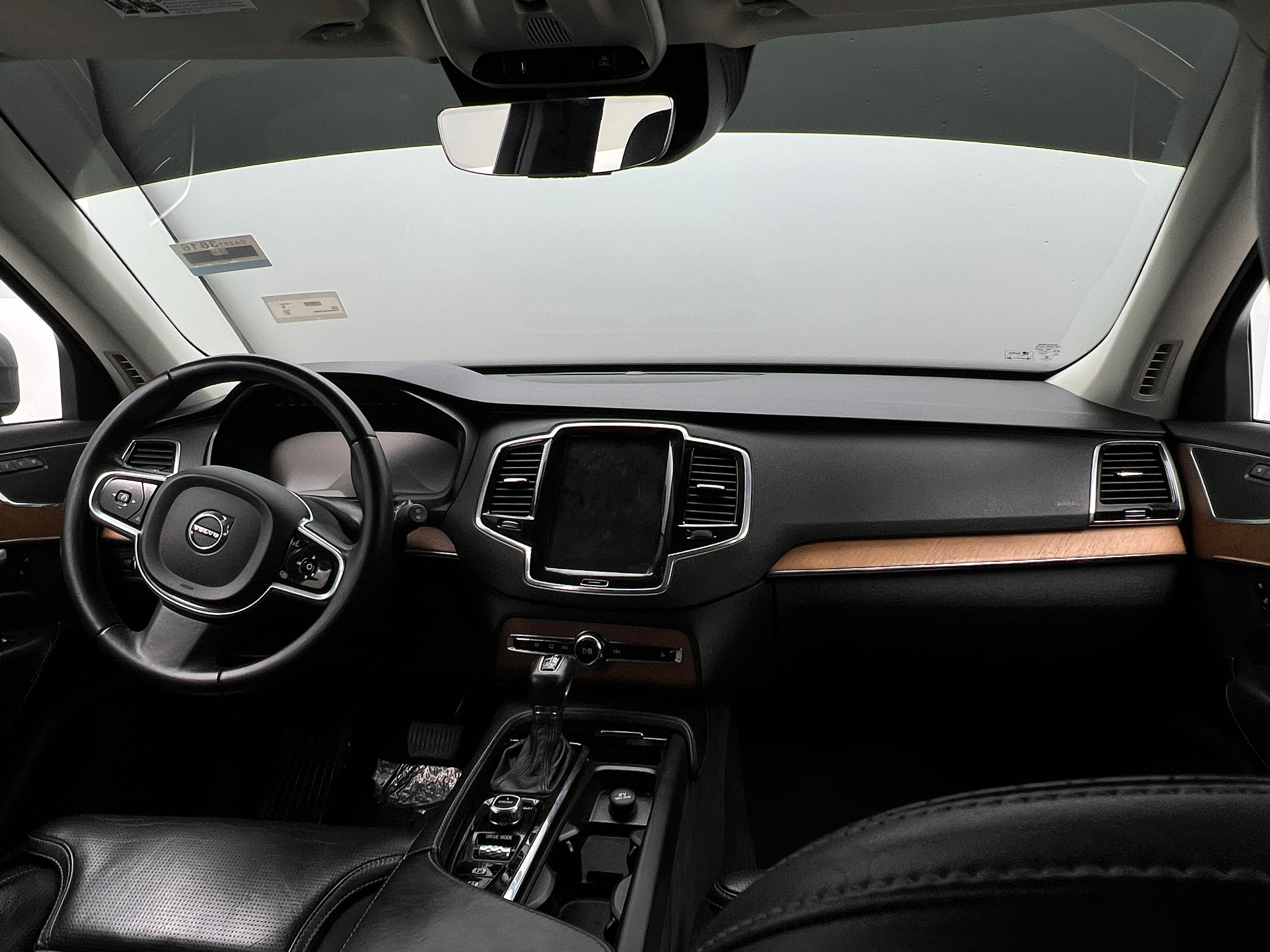 2017 Volvo XC90 T6 Inscription 2