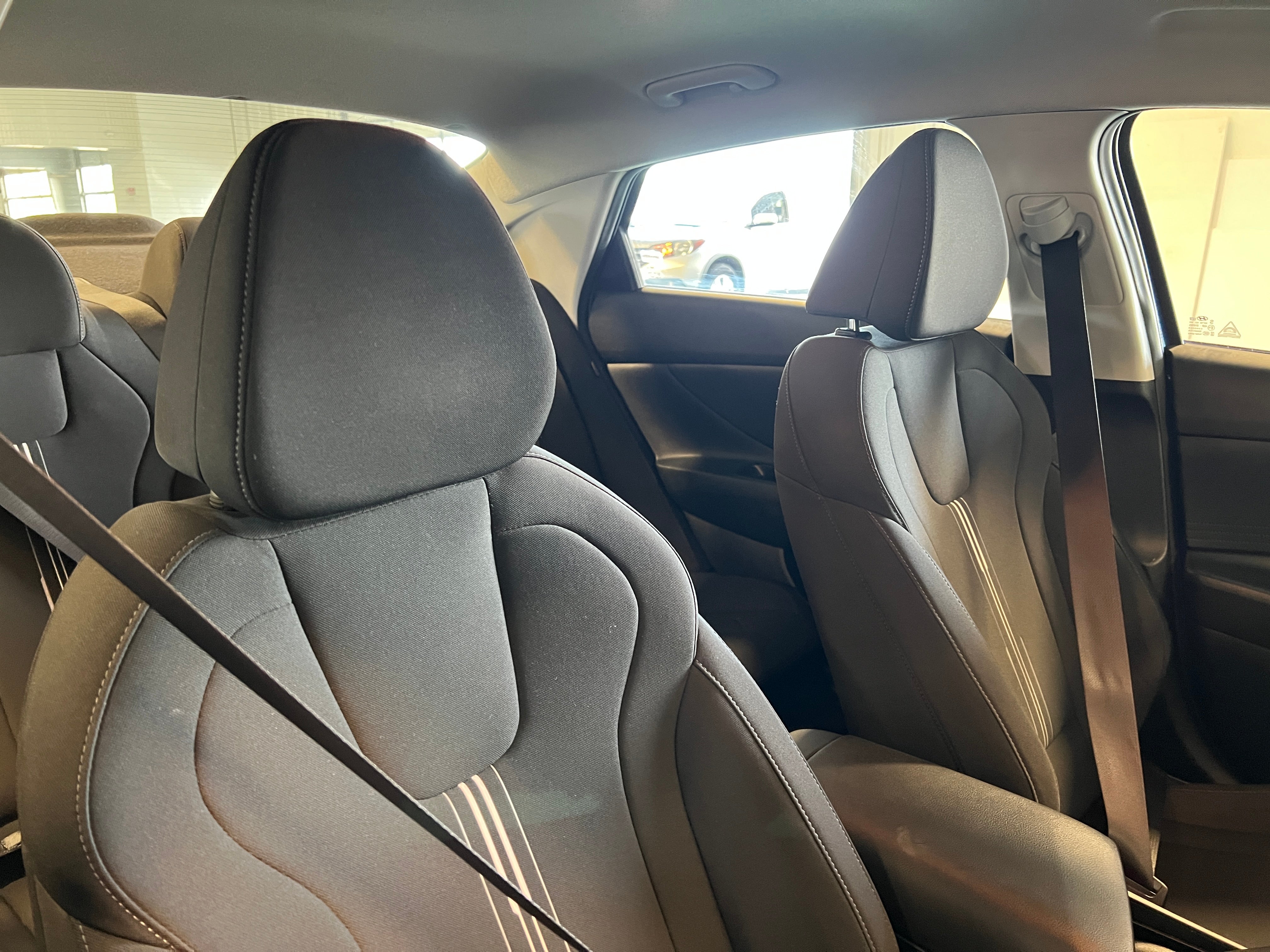 2024 Hyundai Elantra SEL 2