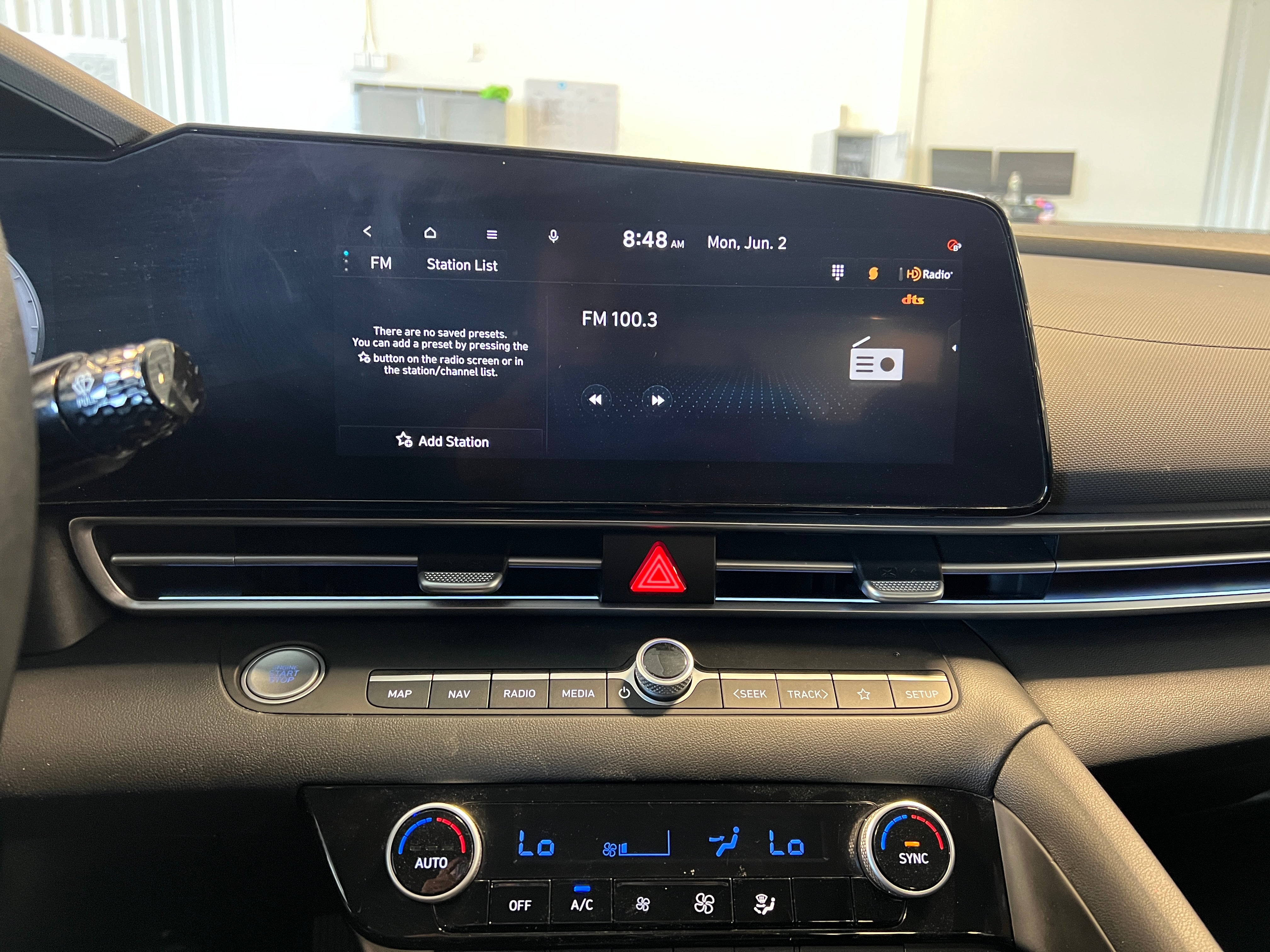 2024 Hyundai Elantra SEL 4