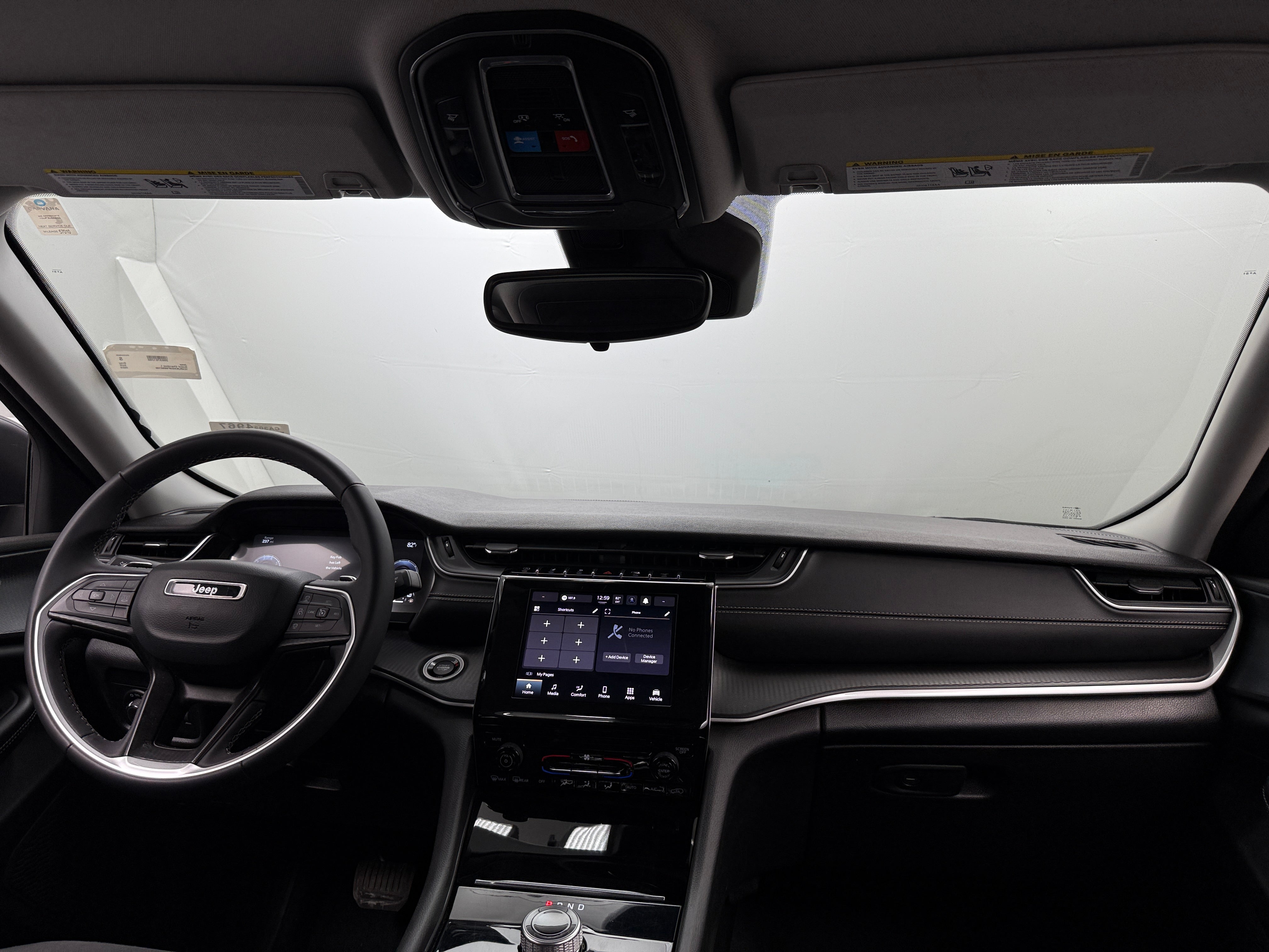 2023 Jeep Grand Cherokee L Laredo 3