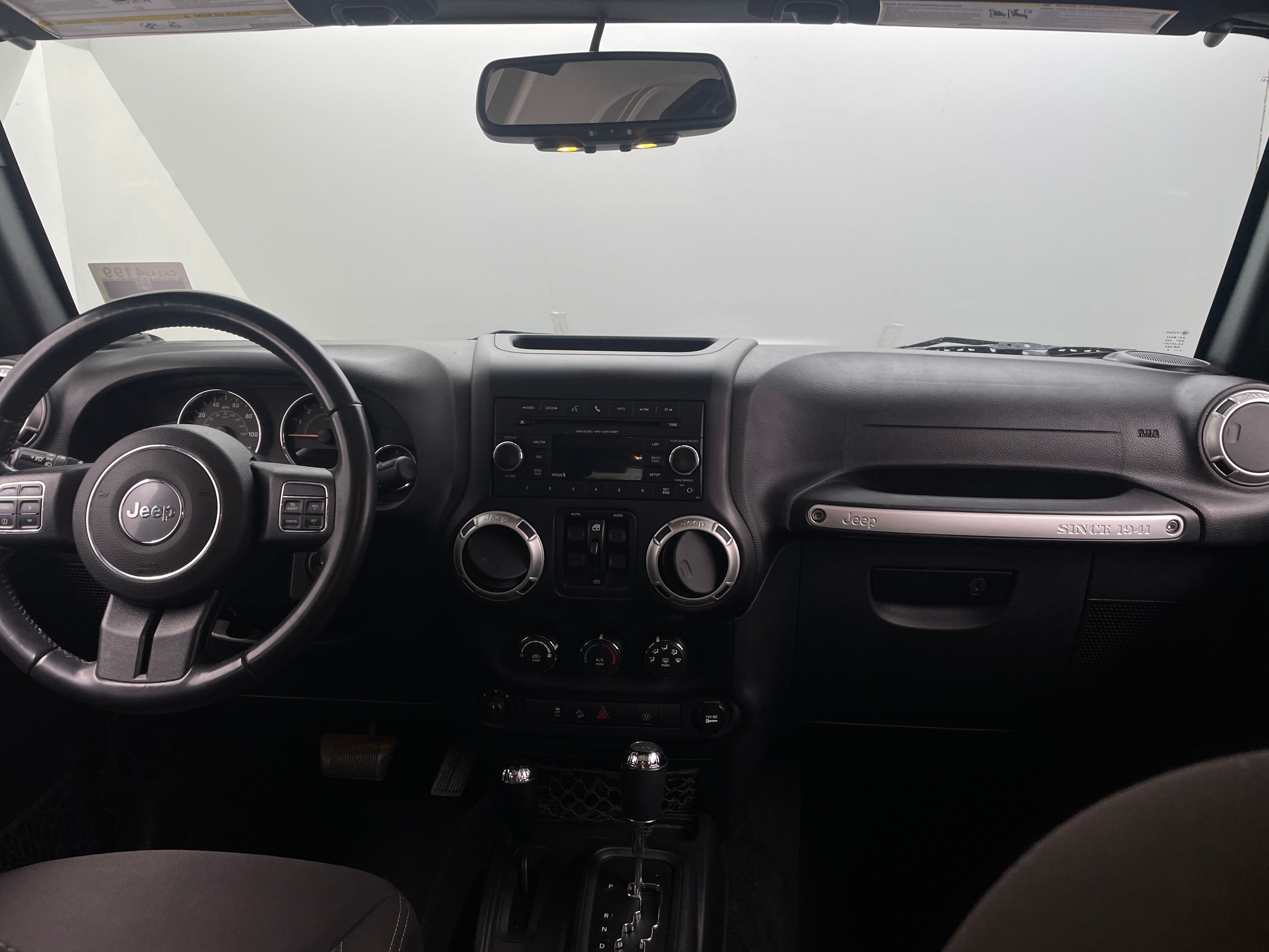 2017 Jeep Wrangler Unlimited Sahara 3