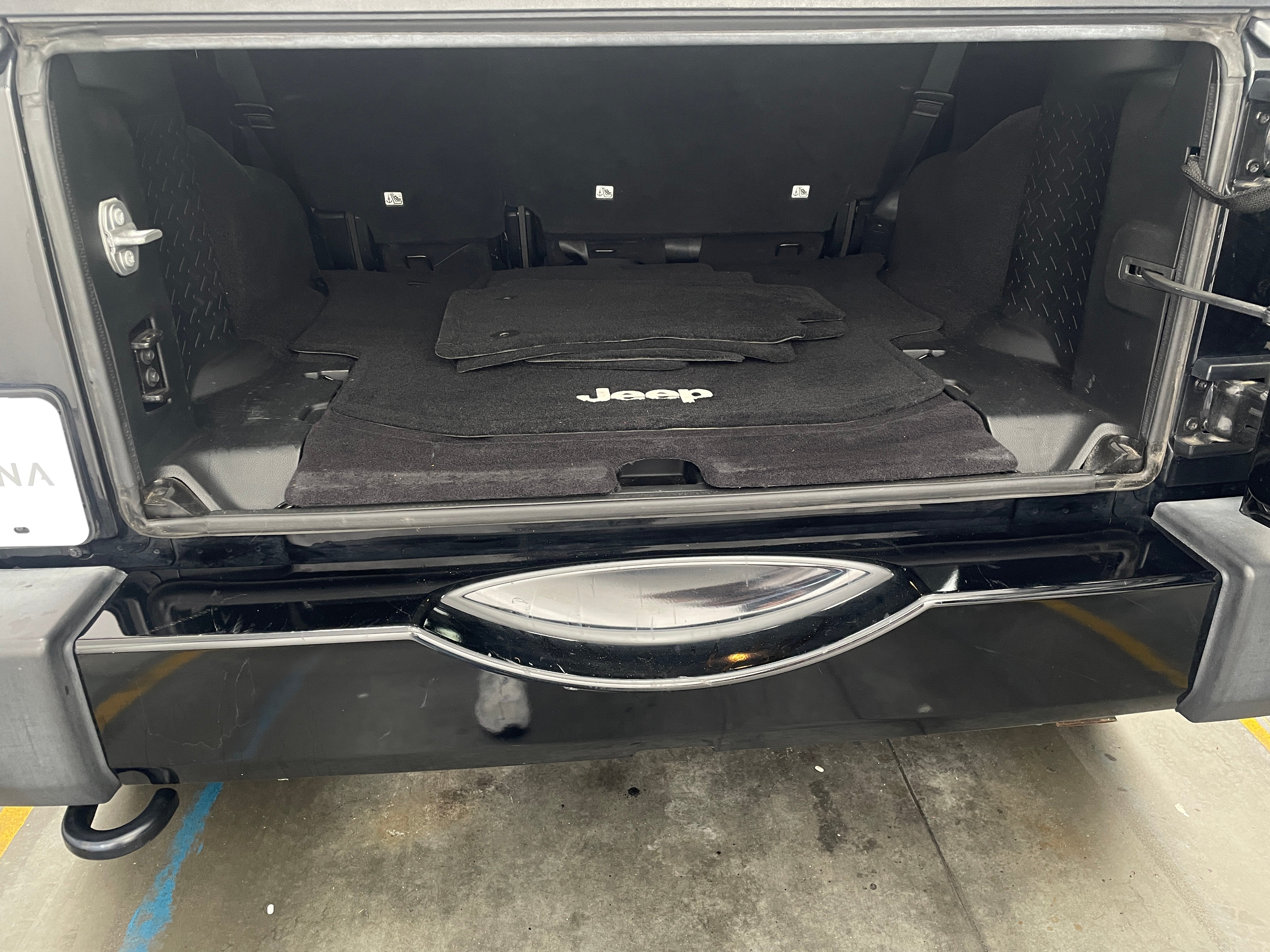 2017 Jeep Wrangler Unlimited Sahara 6