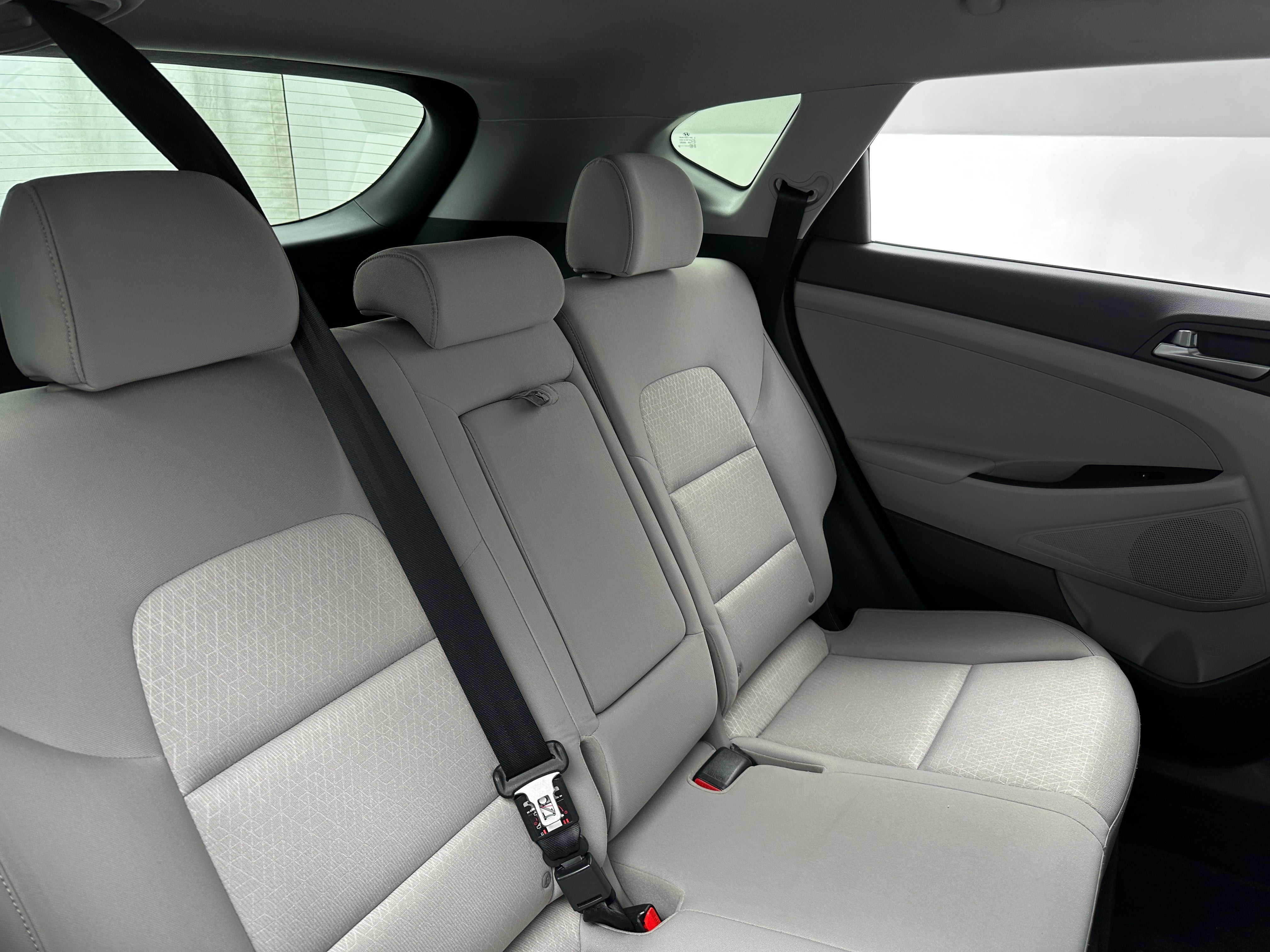 2017 Hyundai Tucson Sport 6