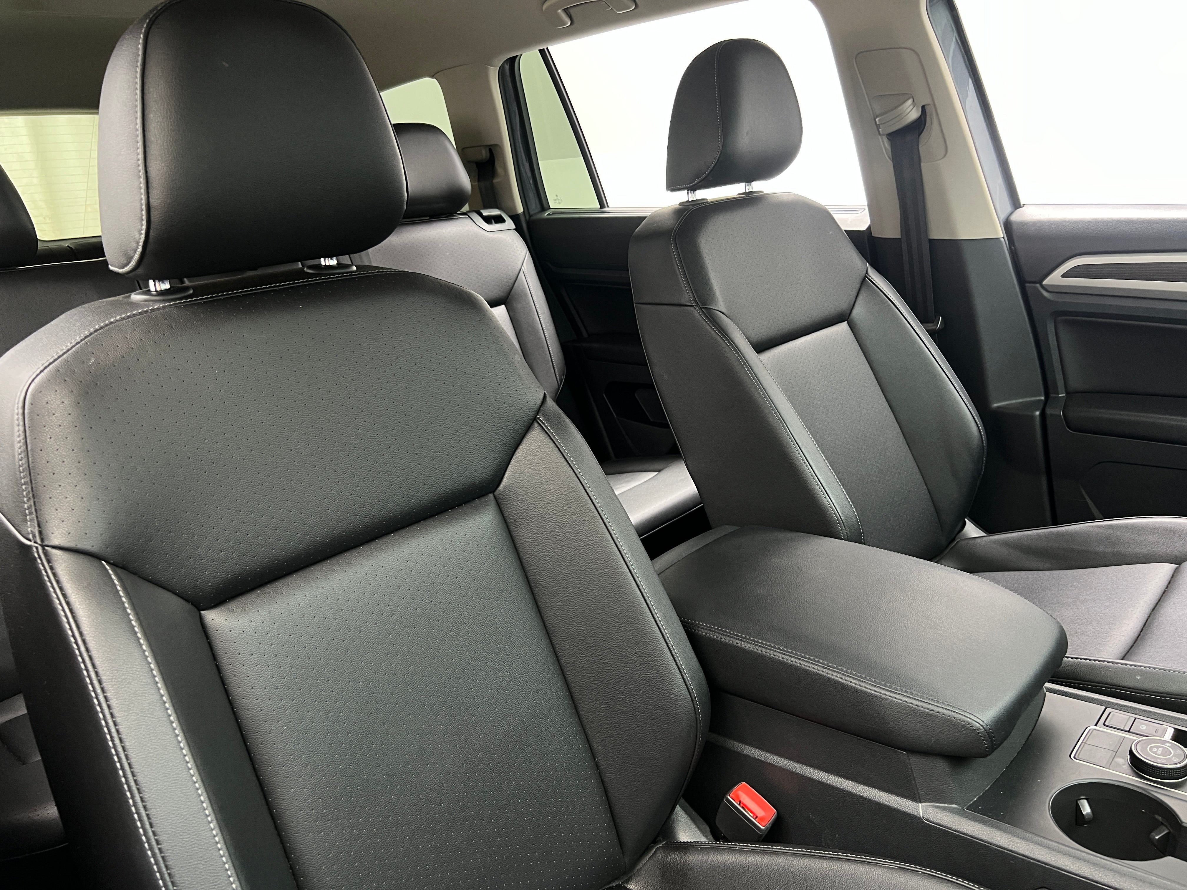 2018 Volkswagen Atlas SE 2