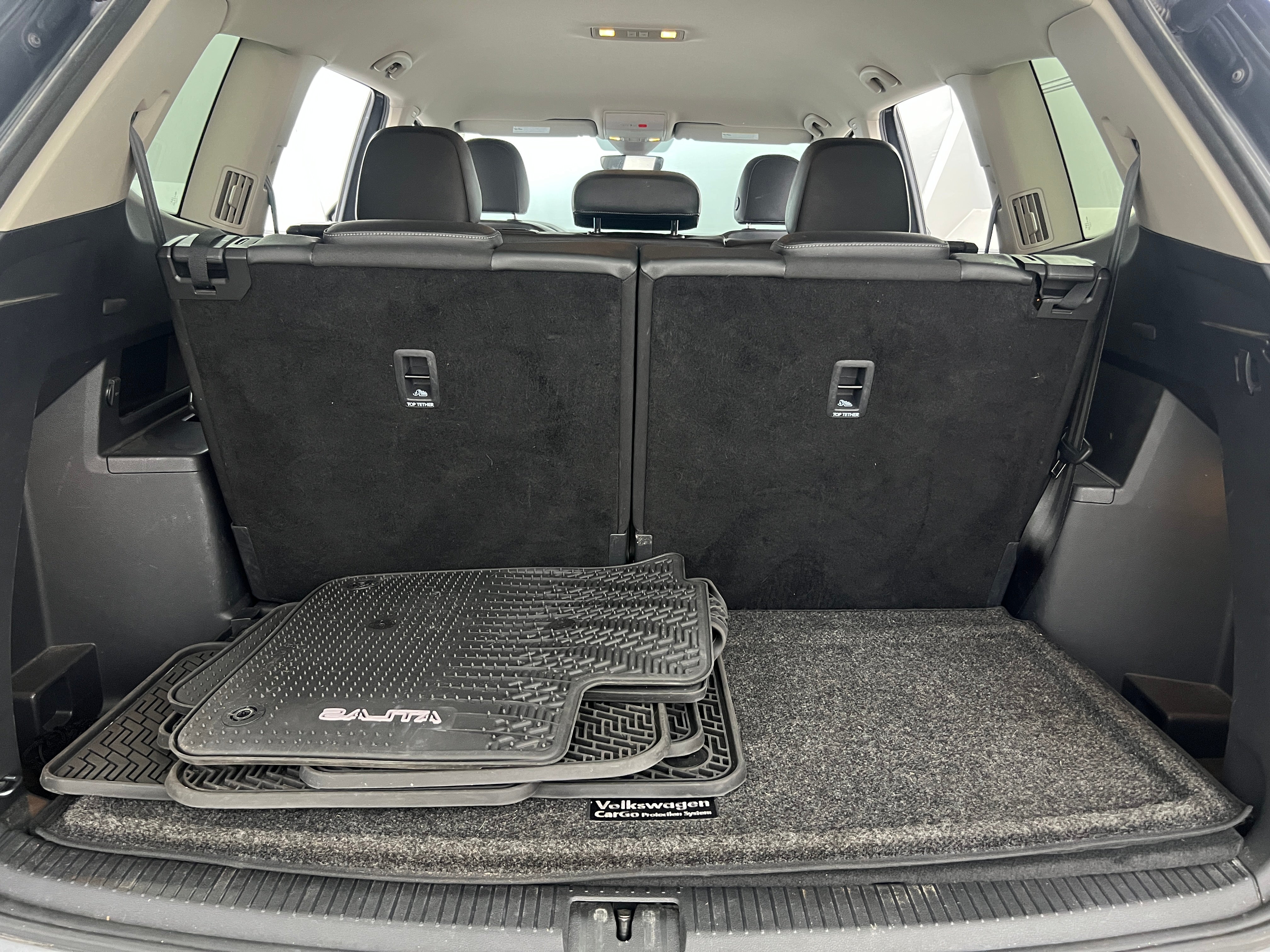 2018 Volkswagen Atlas SE 7