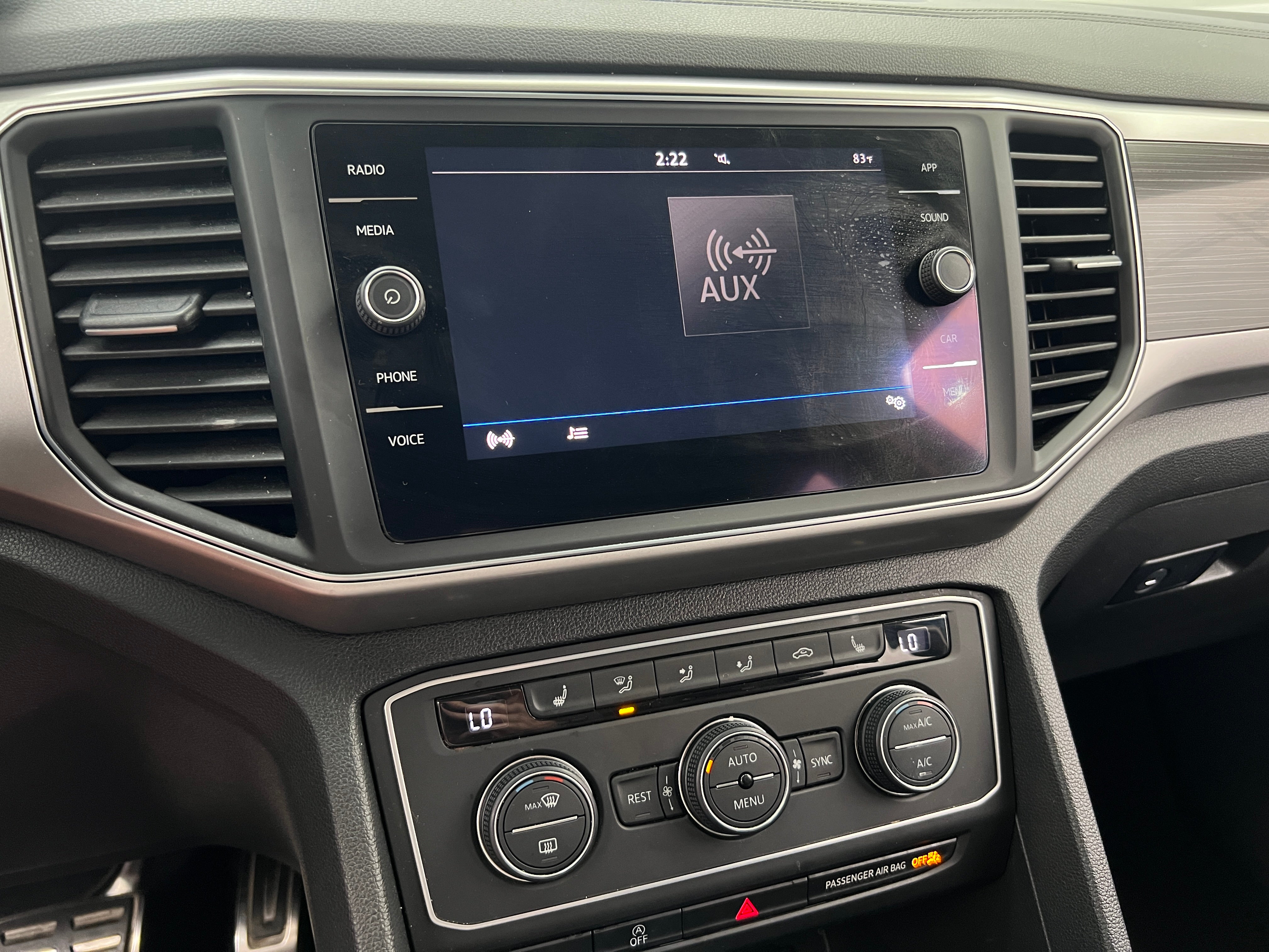 2018 Volkswagen Atlas SE 4