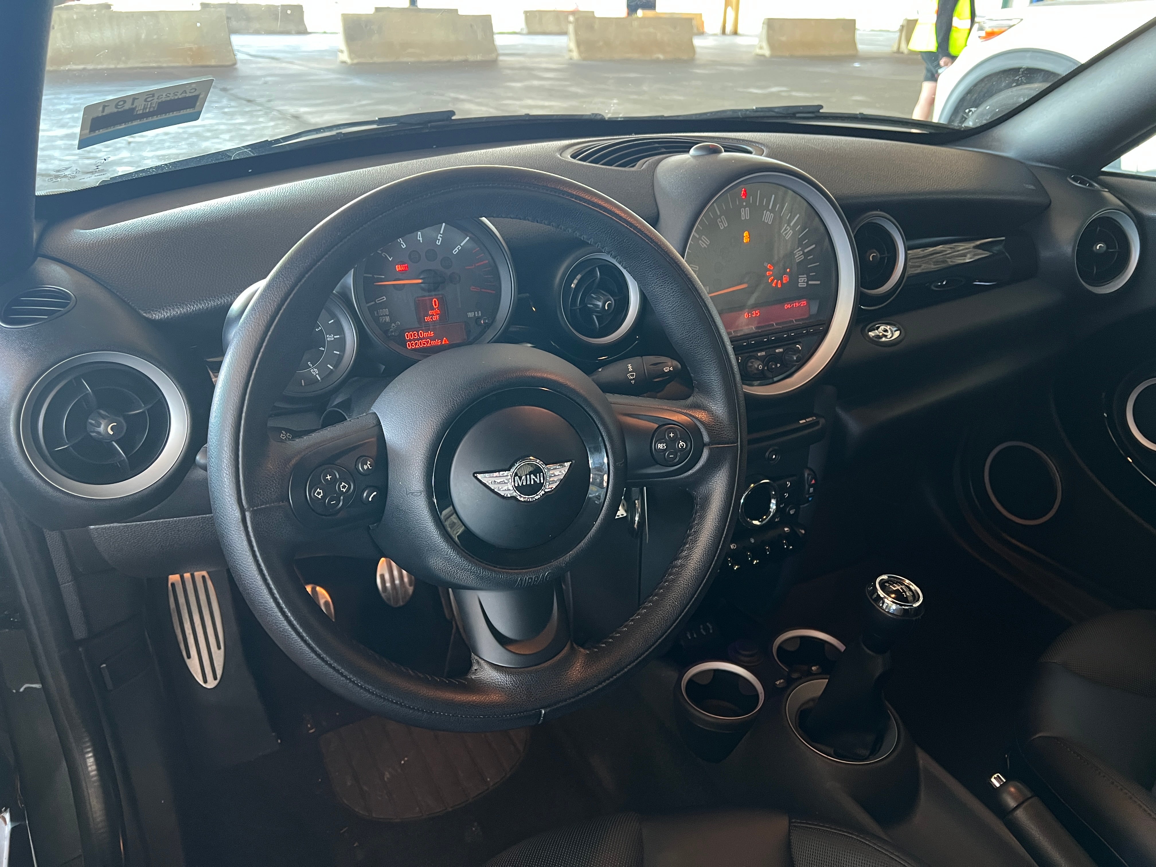 2015 MINI Cooper Roadster S 3