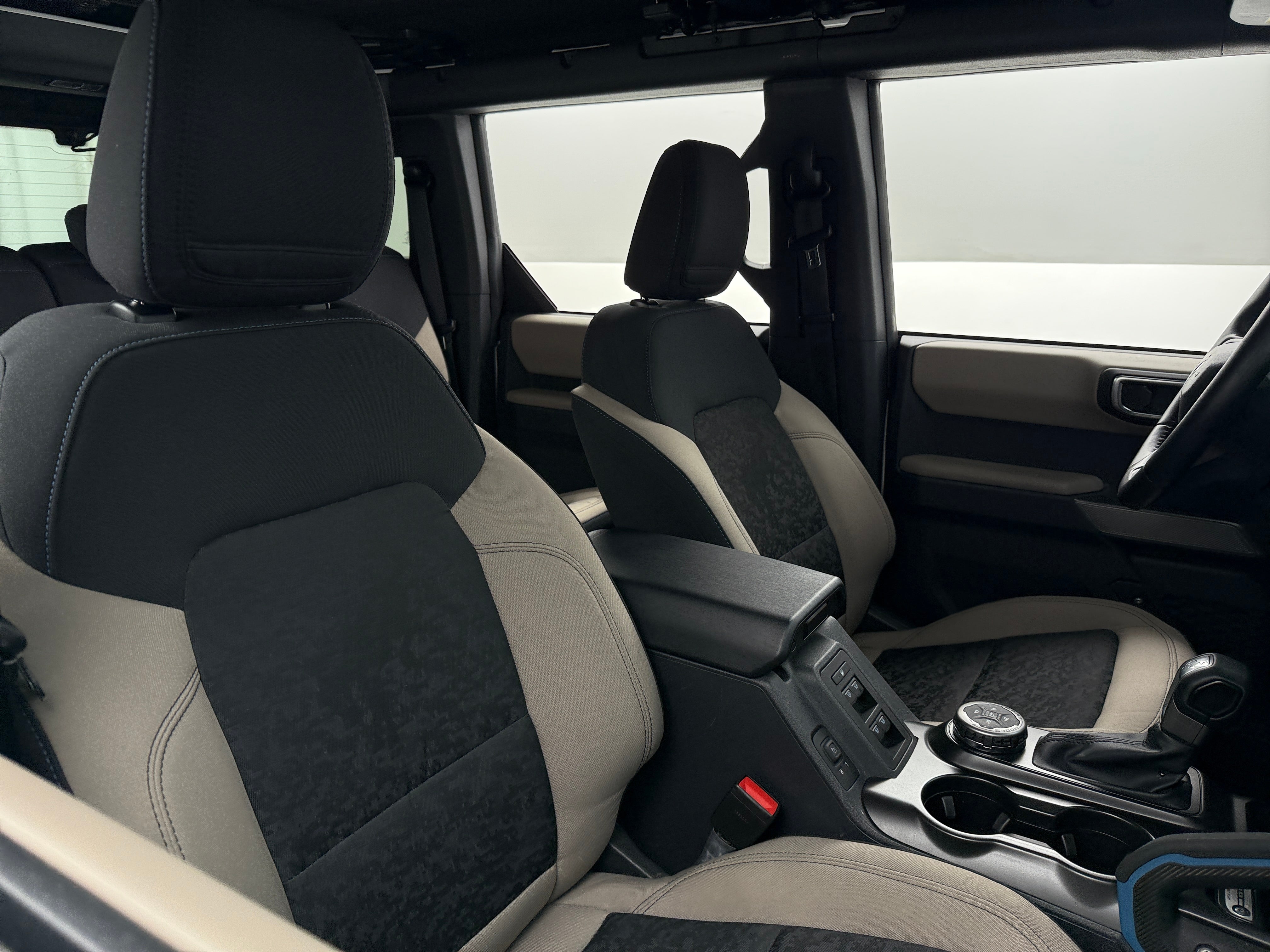2022 Ford Bronco Wildtrak 2