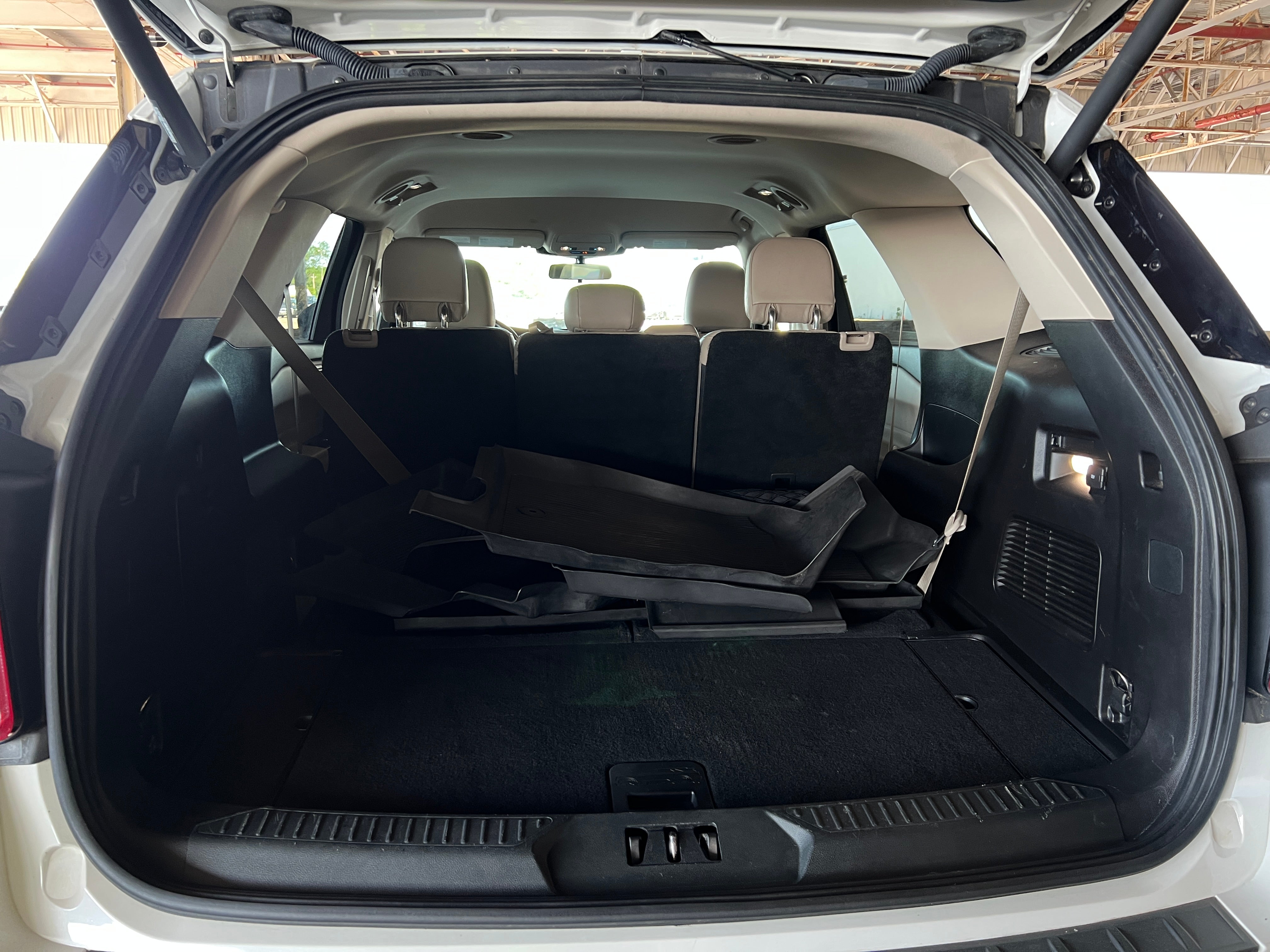 2020 Ford Explorer XLT 7