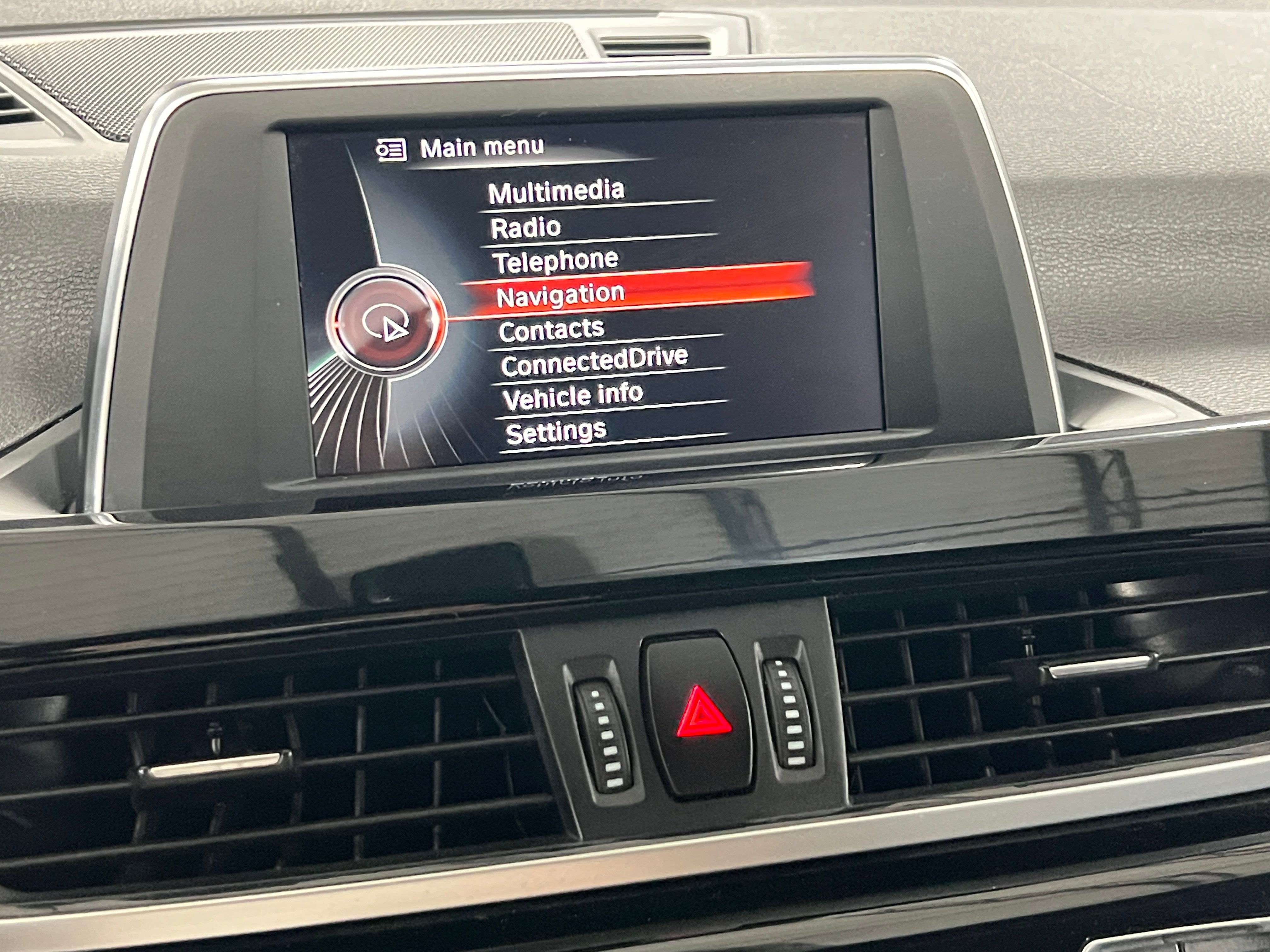 2017 BMW X1 xDrive28i 3