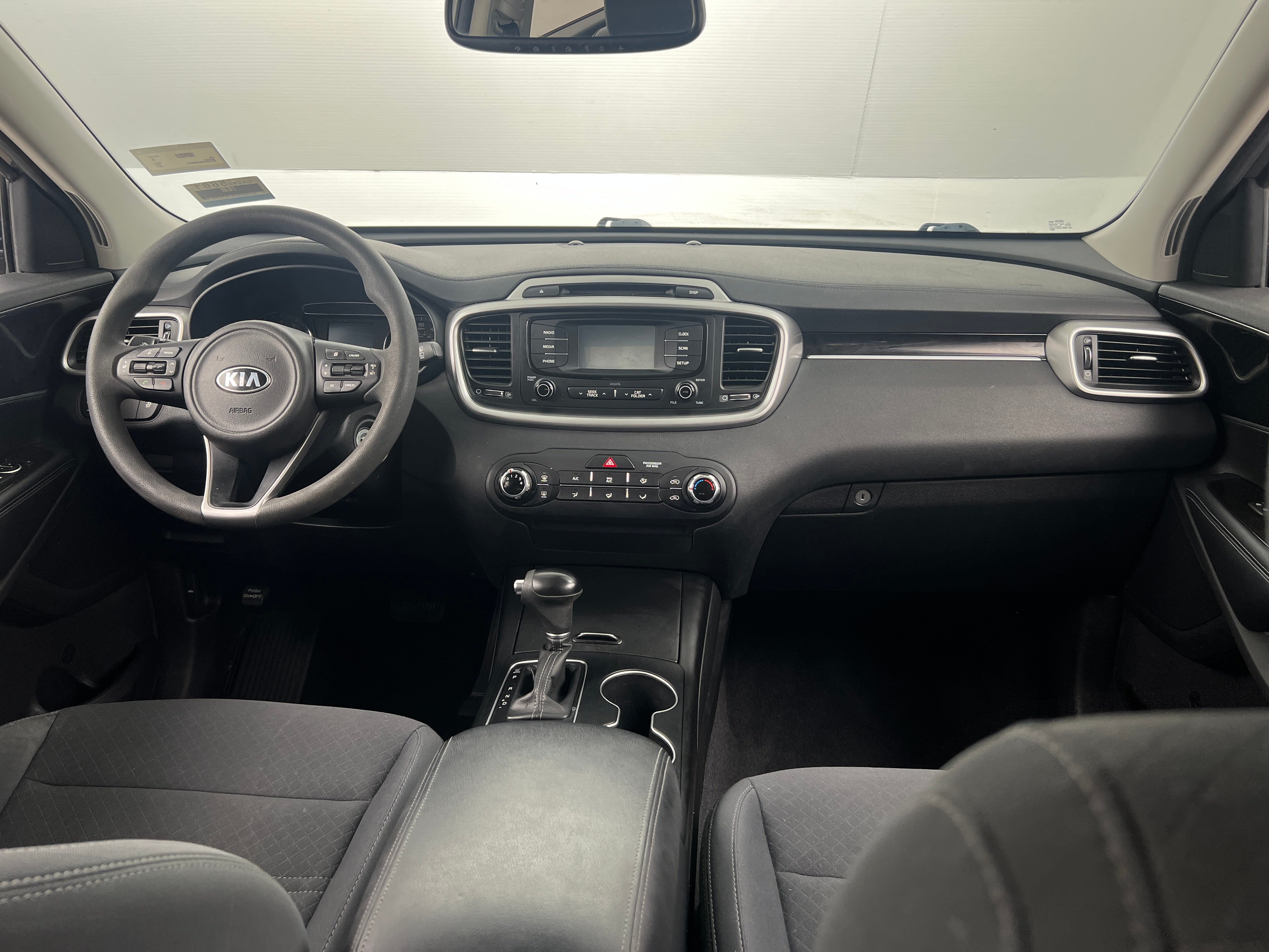 2017 Kia Sorento LX 3