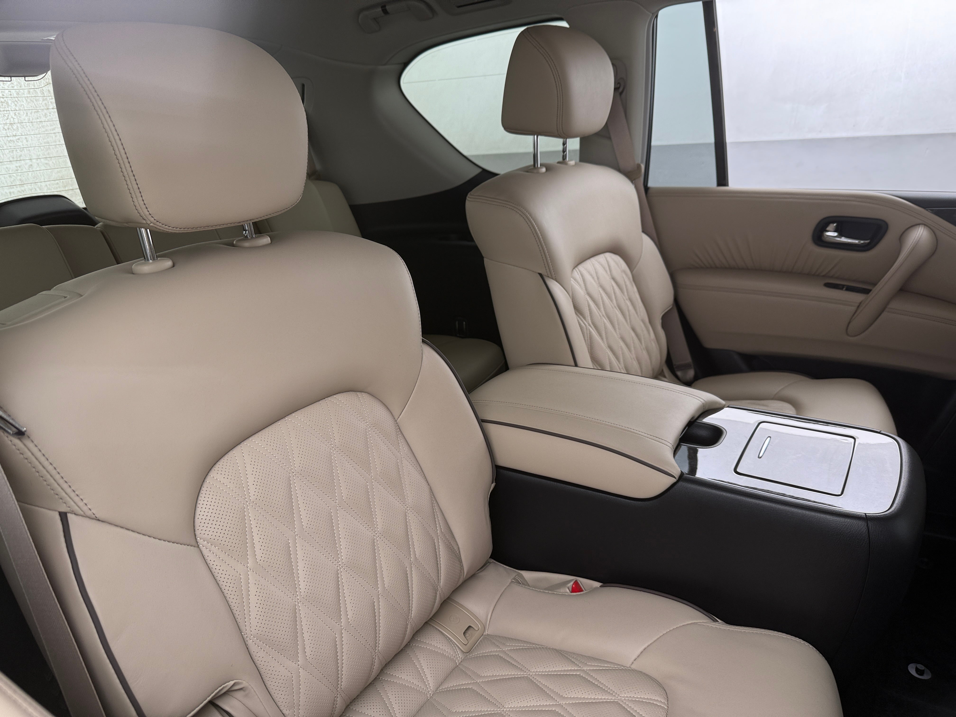 2024 Nissan Armada Platinum Edition 5