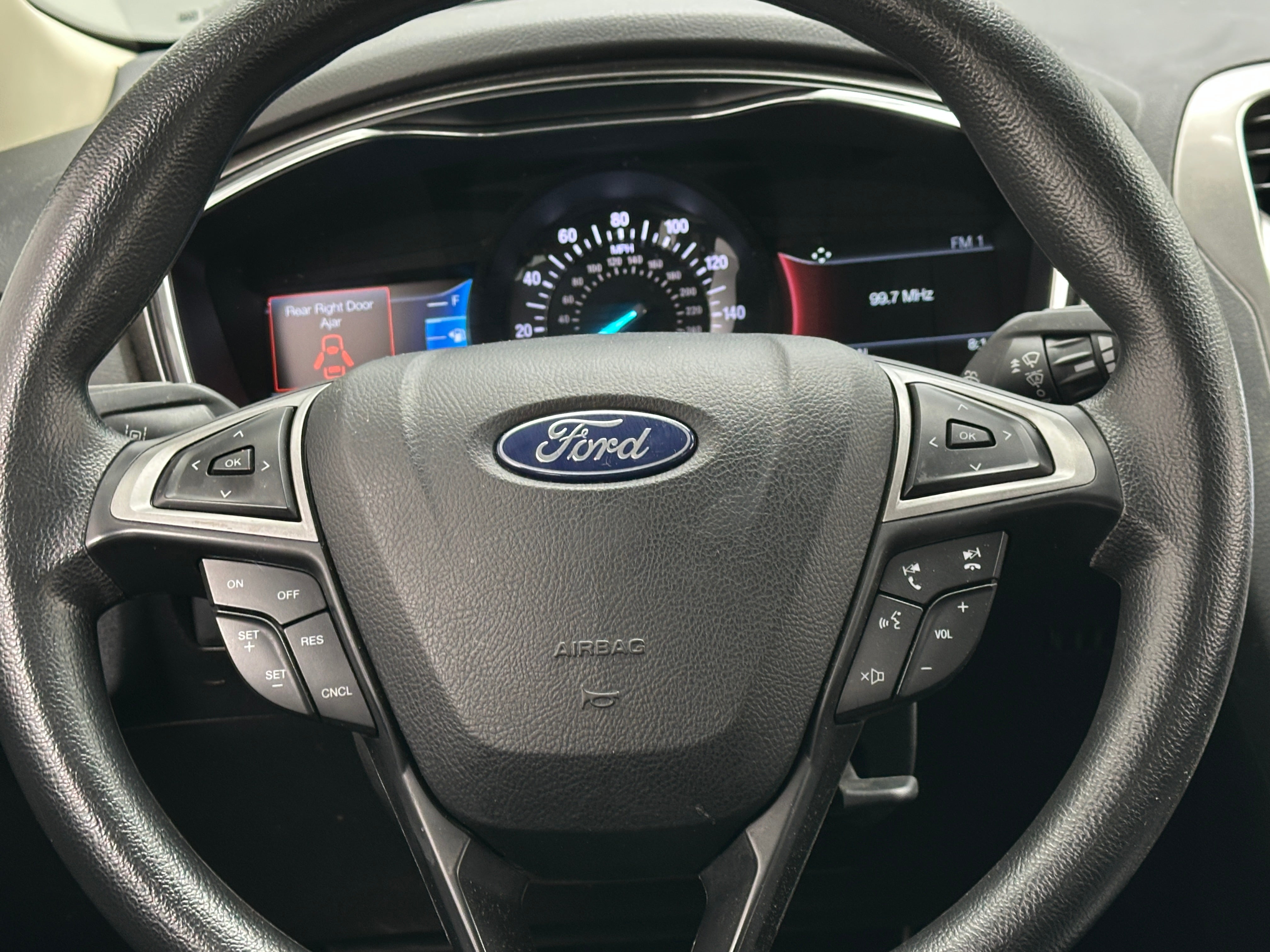 2020 Ford Fusion SE 5