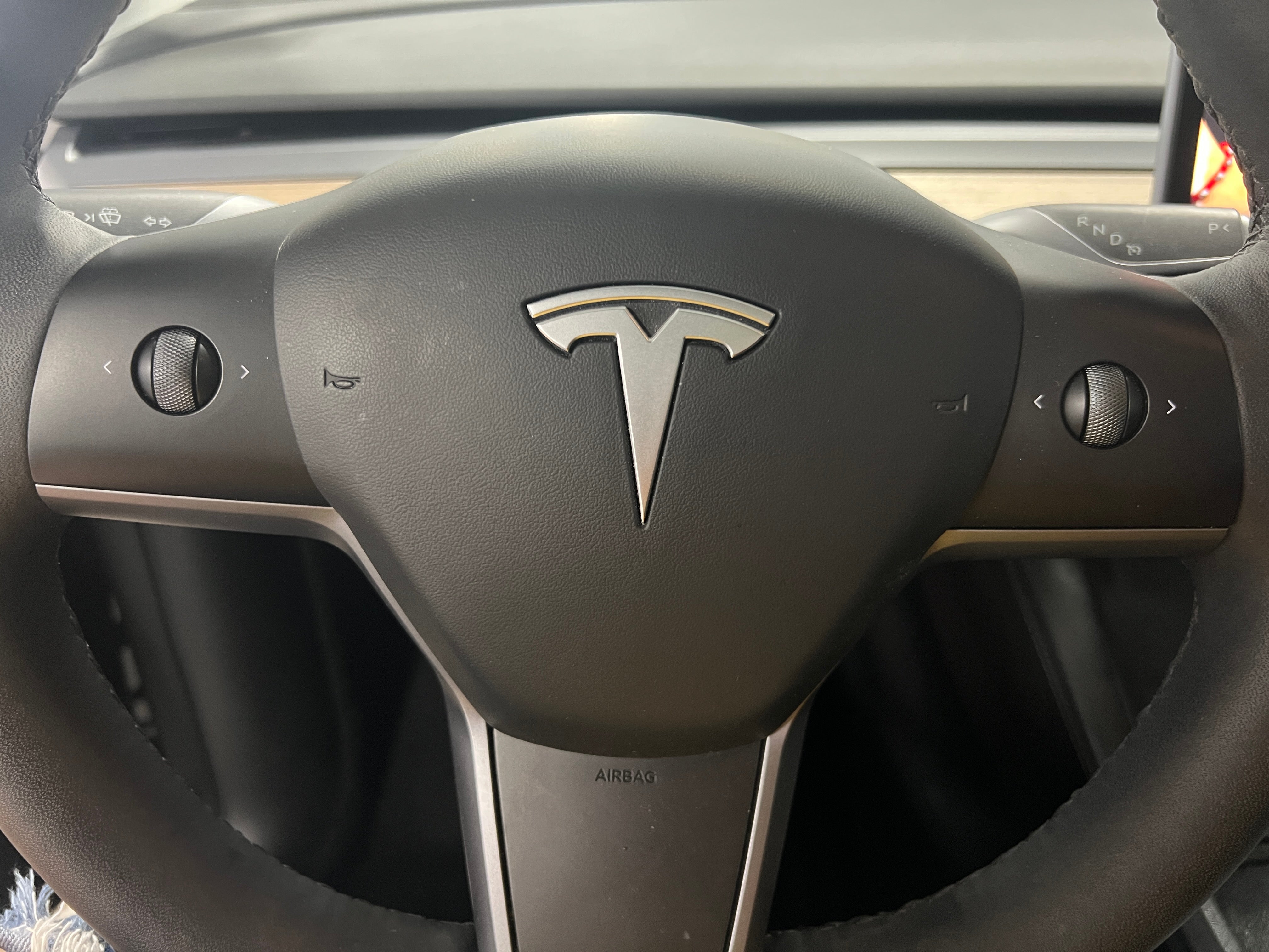 2023 Tesla Model Y Long Range 4