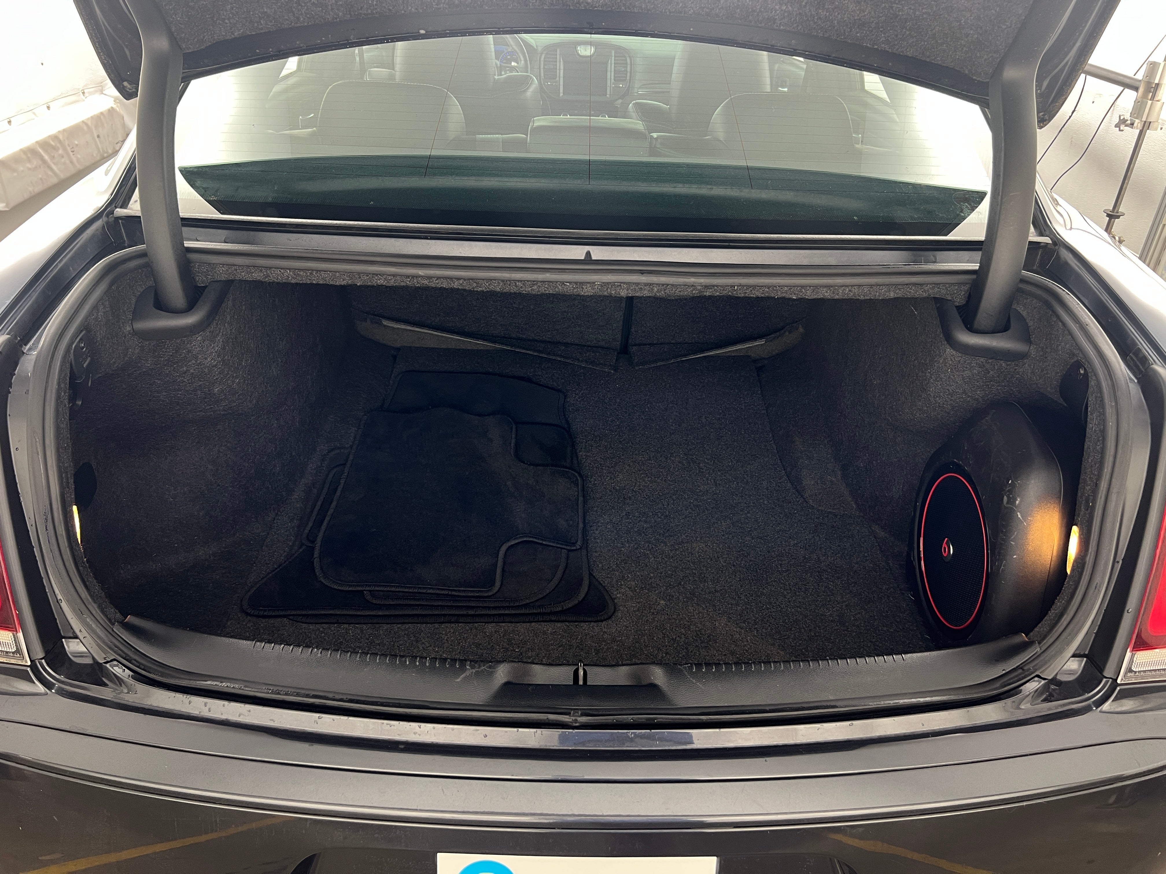 2016 Chrysler 300 S 6