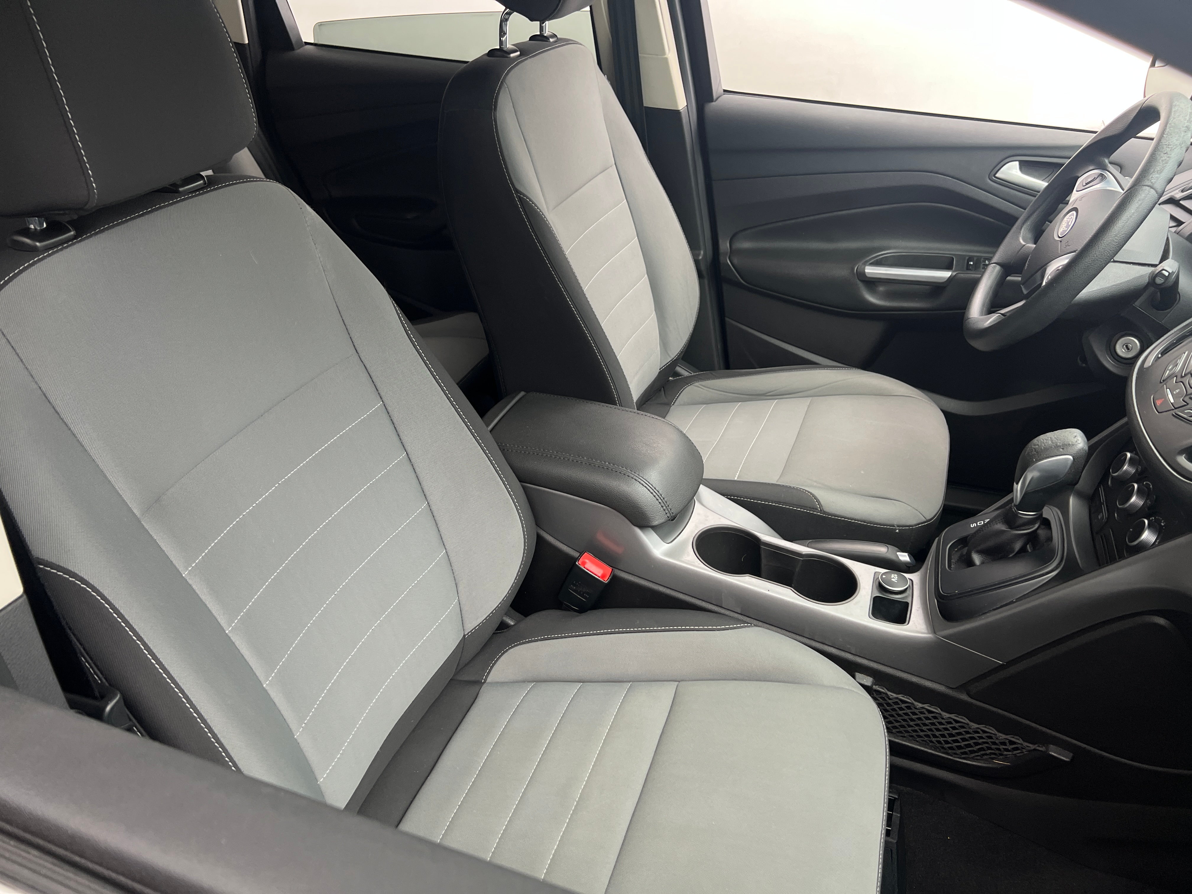 2016 Ford Escape SE 2