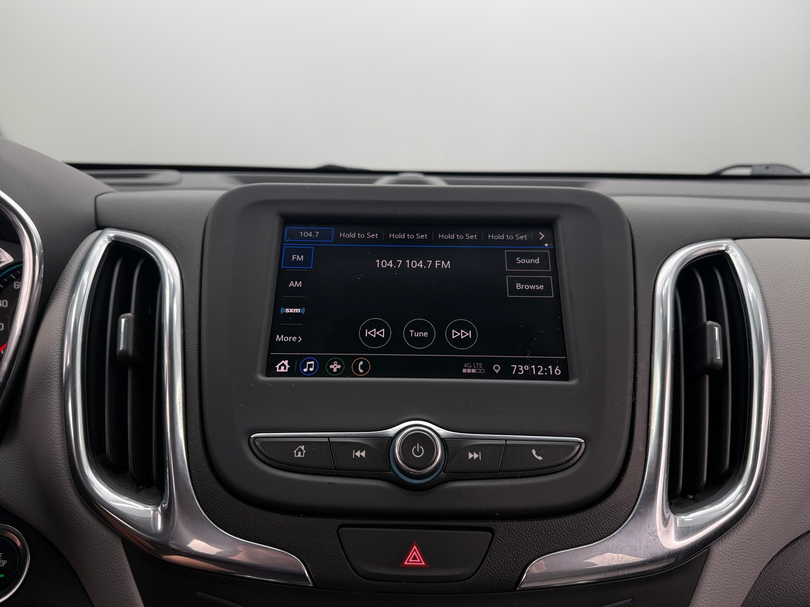 Thumbnail: 2020 Chevrolet Equinox - 4