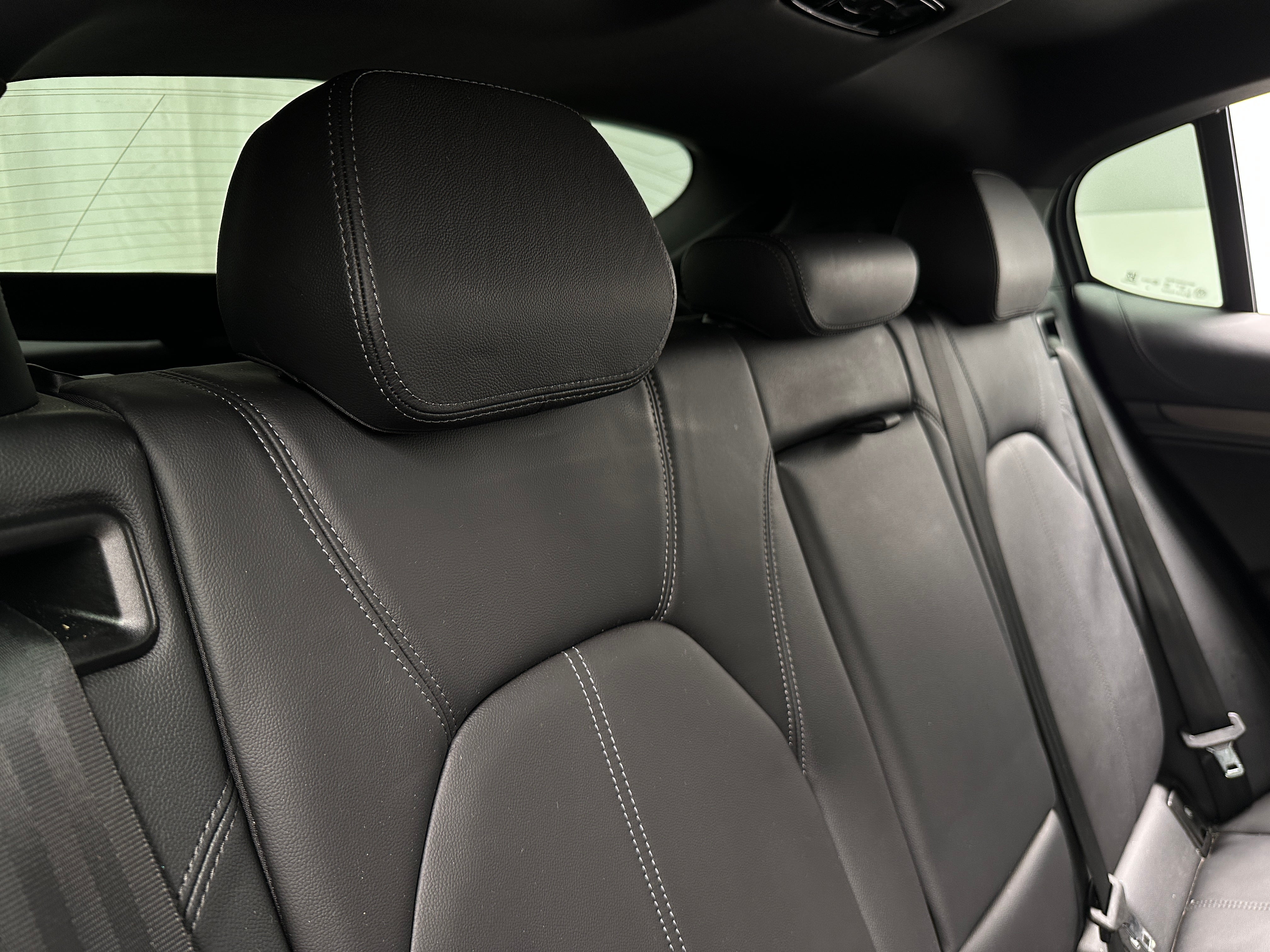 2022 Alfa Romeo Stelvio Ti 5