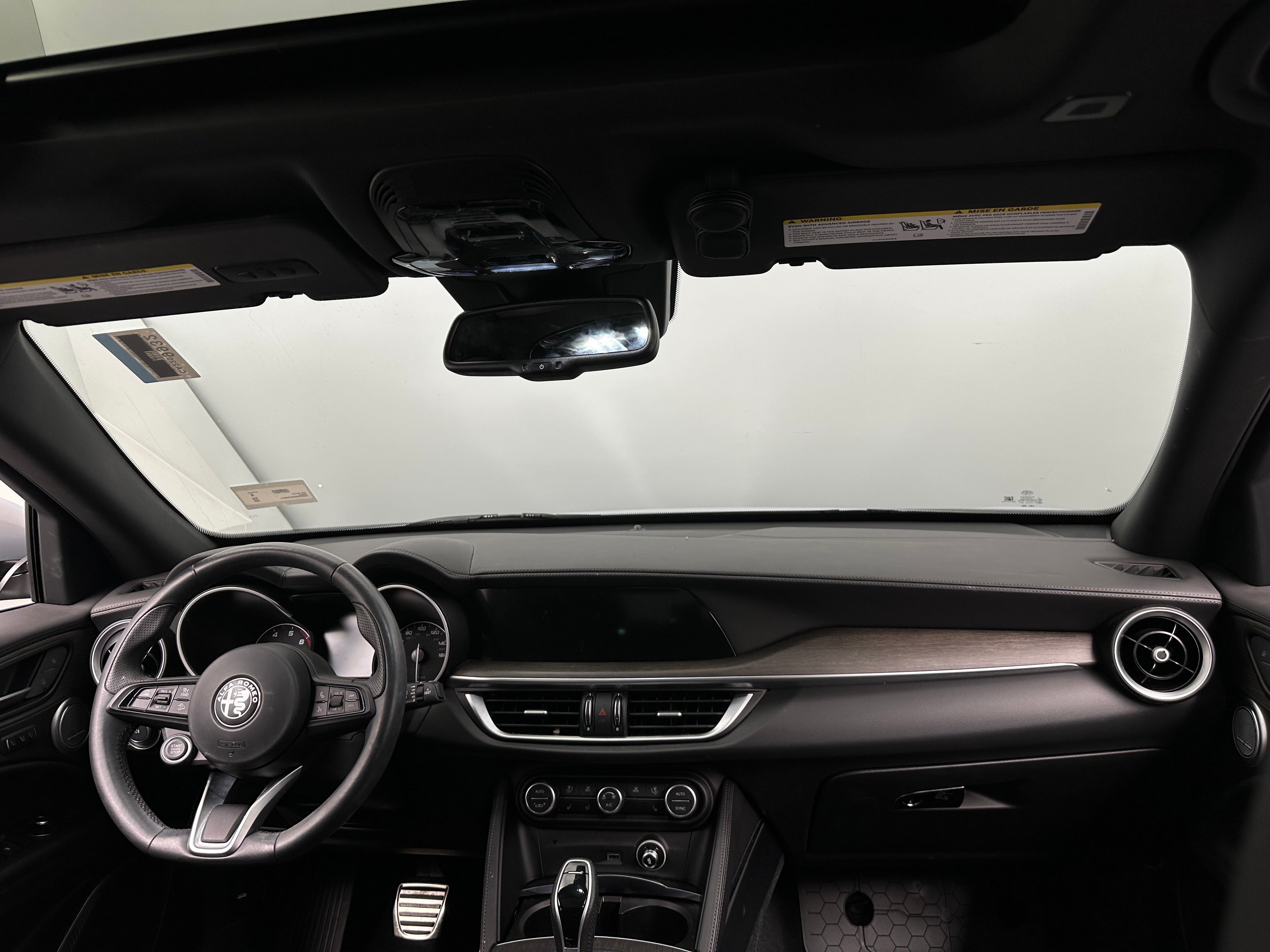 2022 Alfa Romeo Stelvio Ti 2