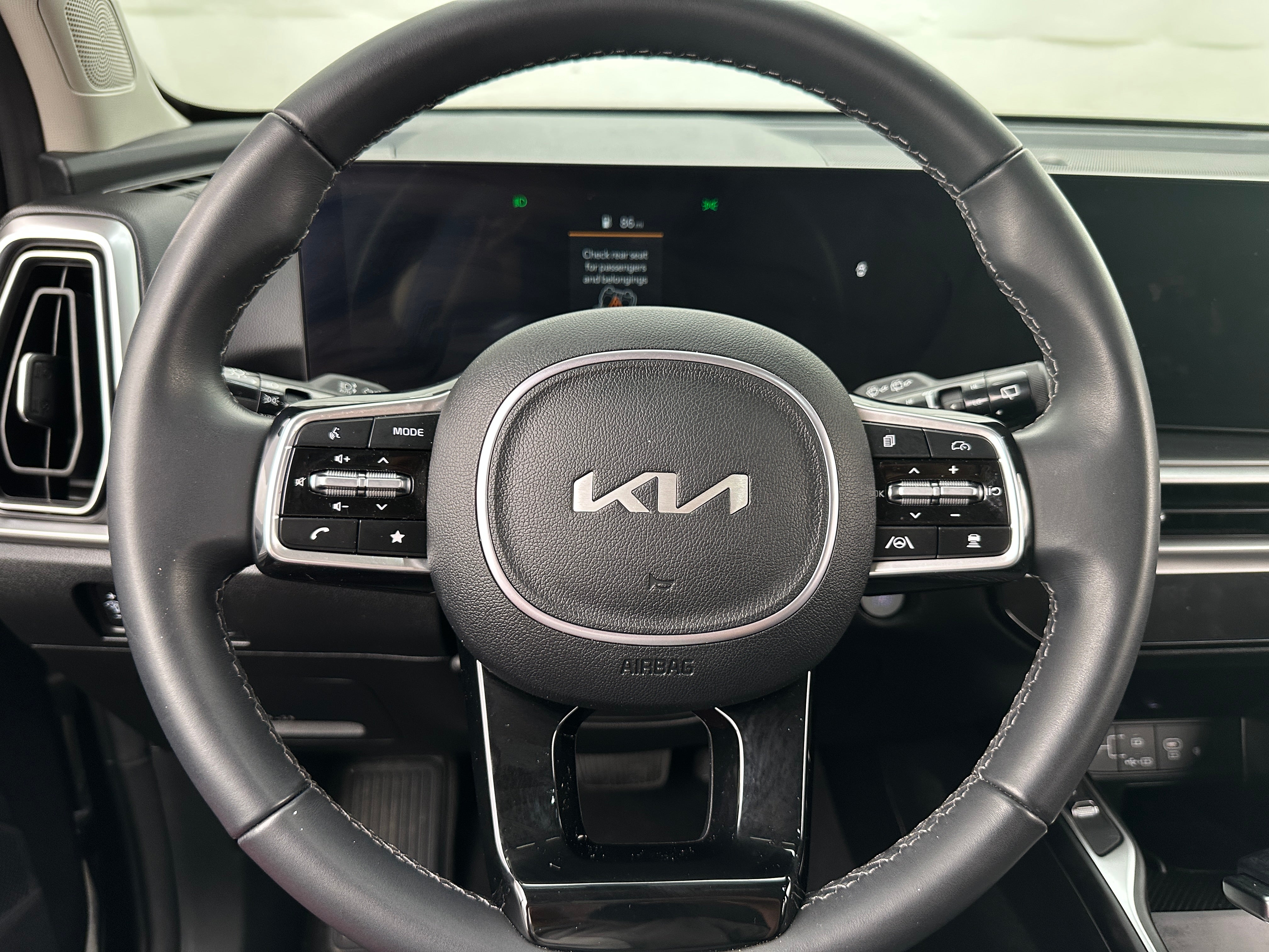 2024 Kia Sorento EX 4