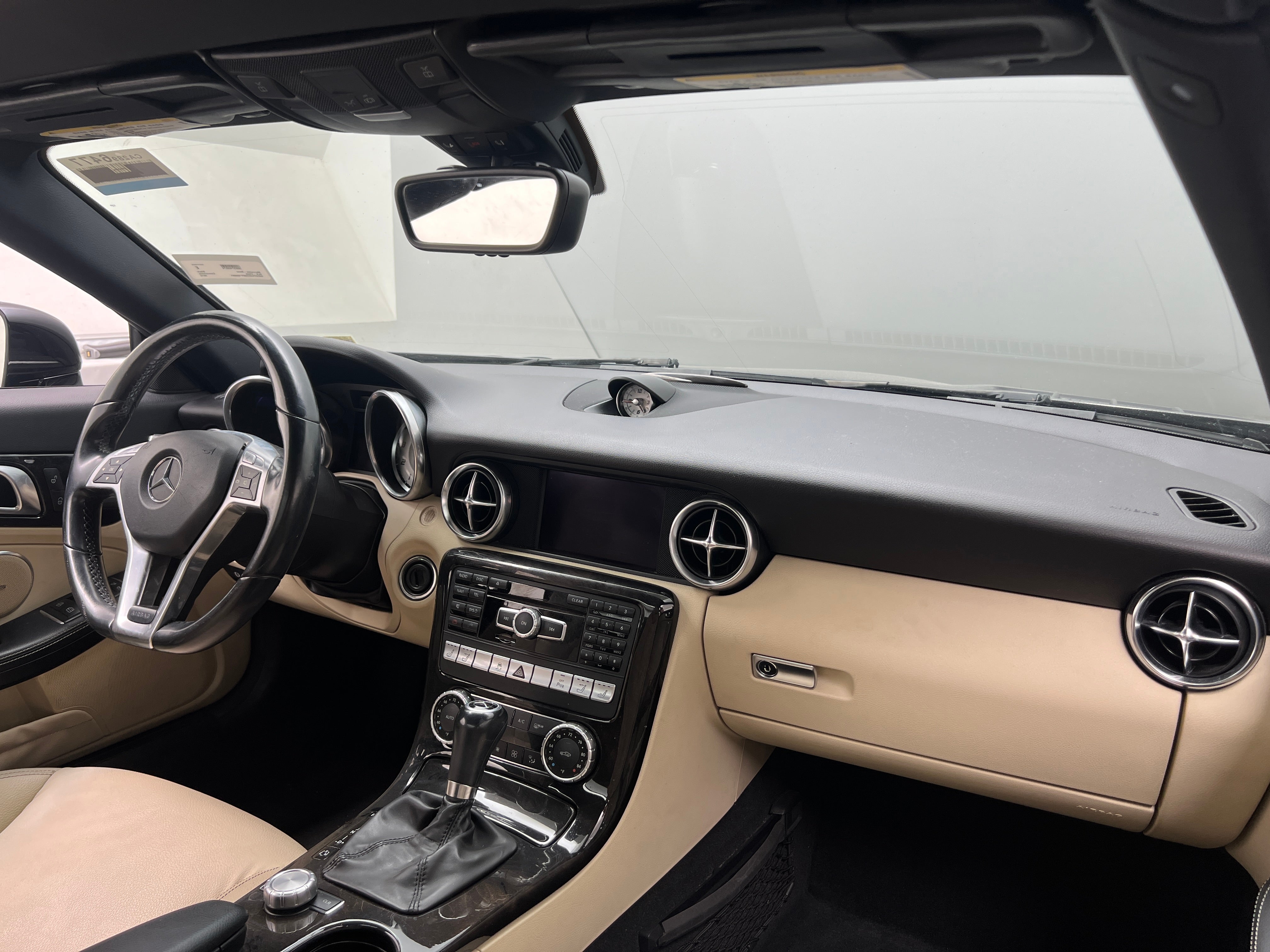 2015 Mercedes-Benz SLK 250 2
