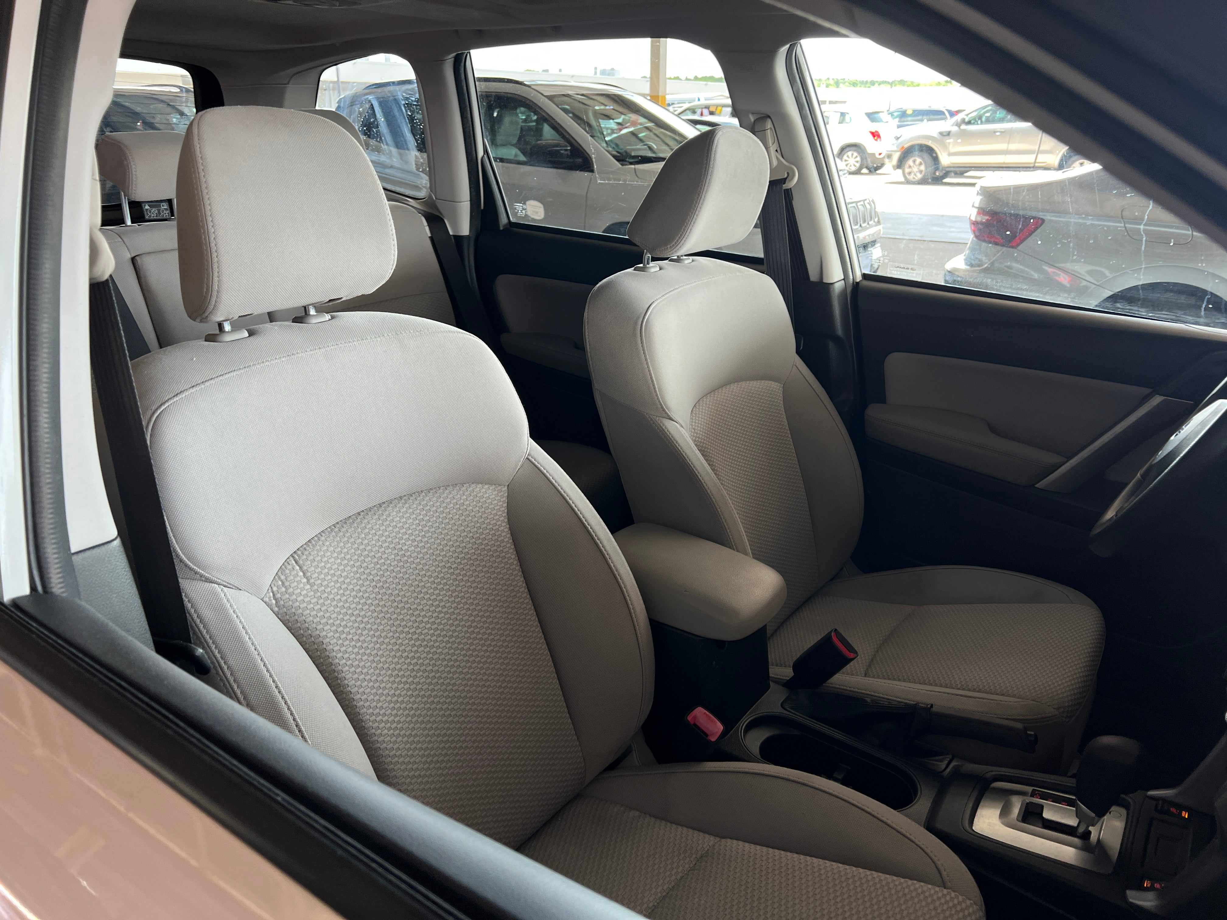 2016 Subaru Forester Premium 2
