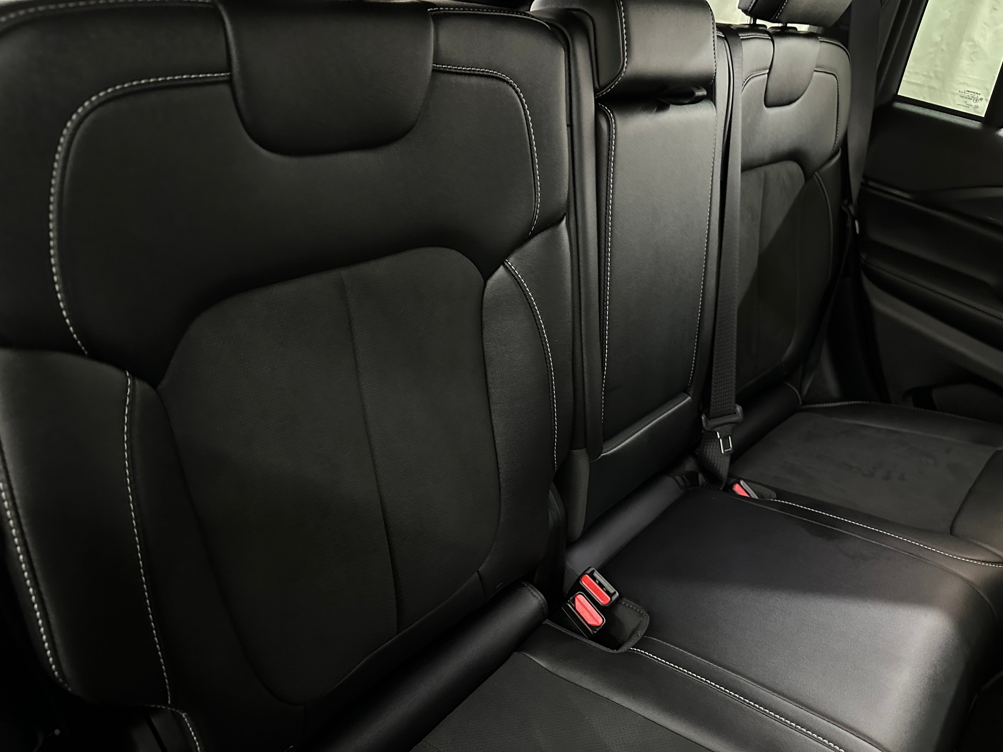 2024 Jeep Grand Cherokee Altitude 5
