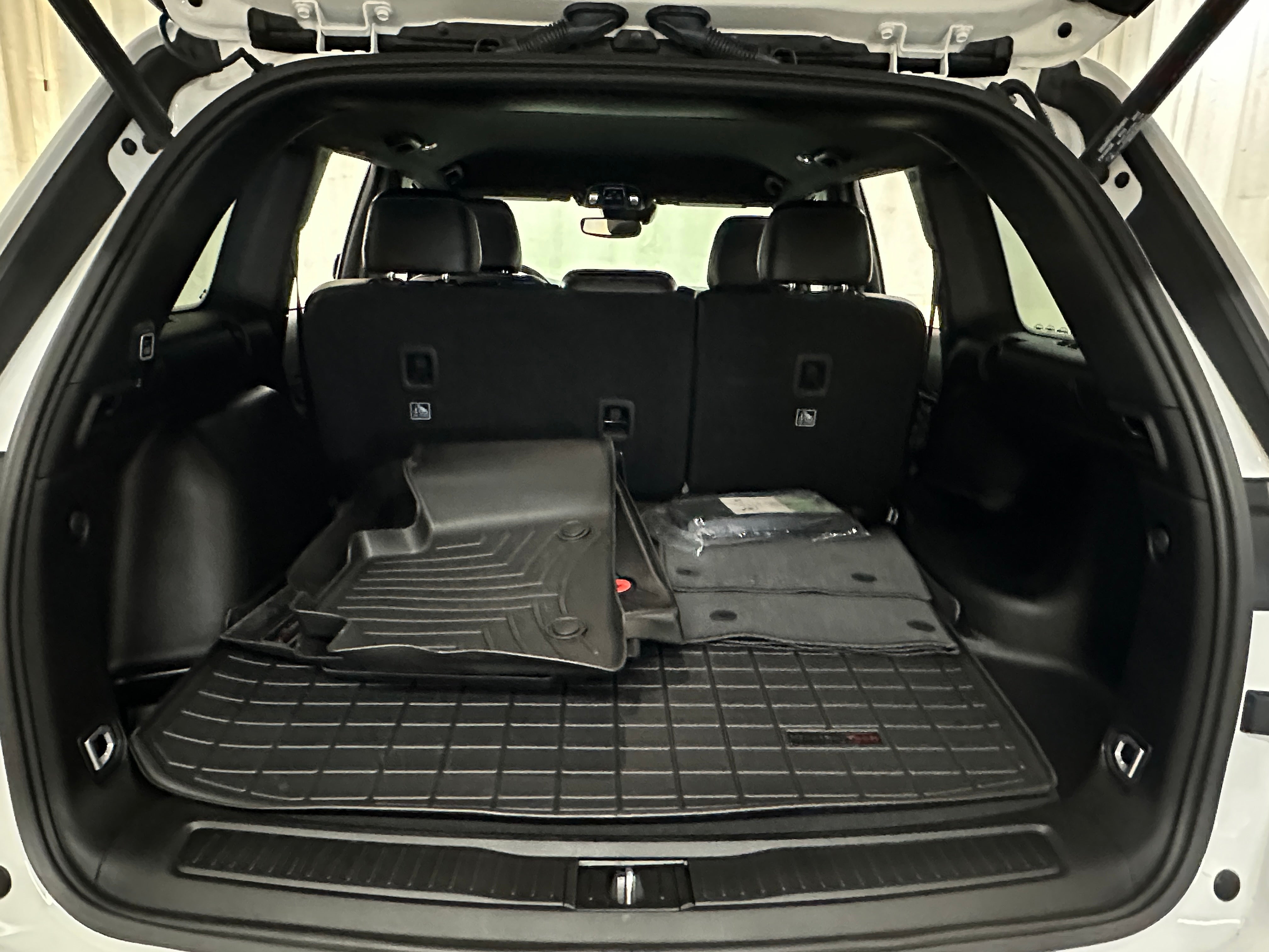 2024 Jeep Grand Cherokee Altitude 6