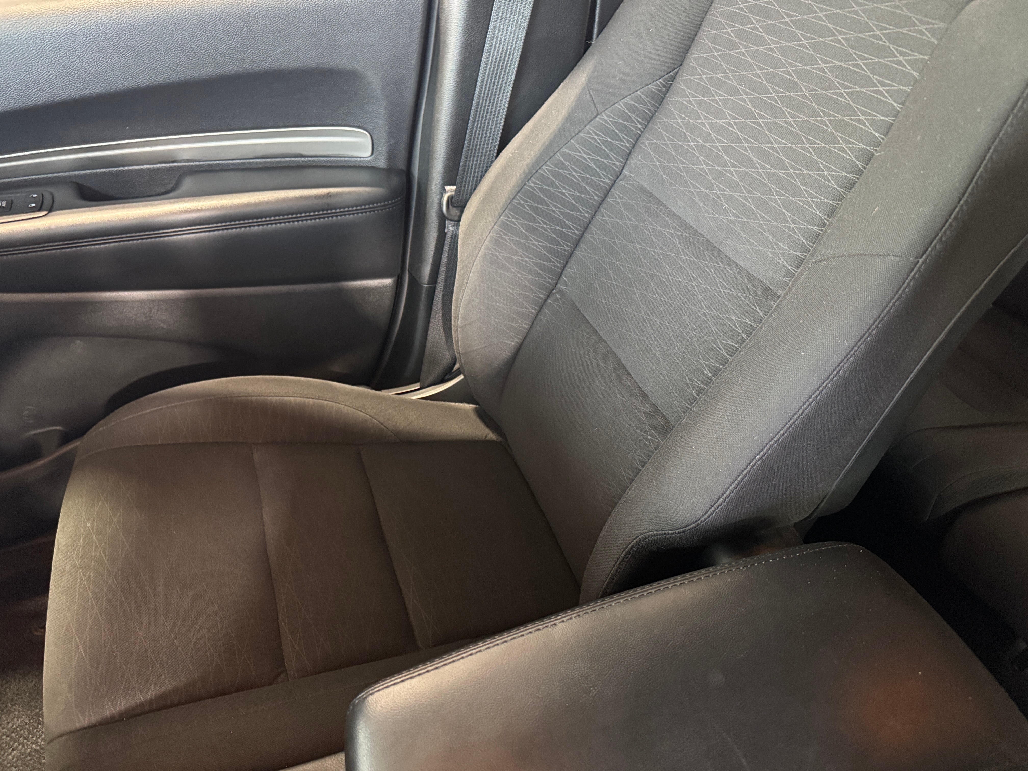 2018 Dodge Durango SXT 2