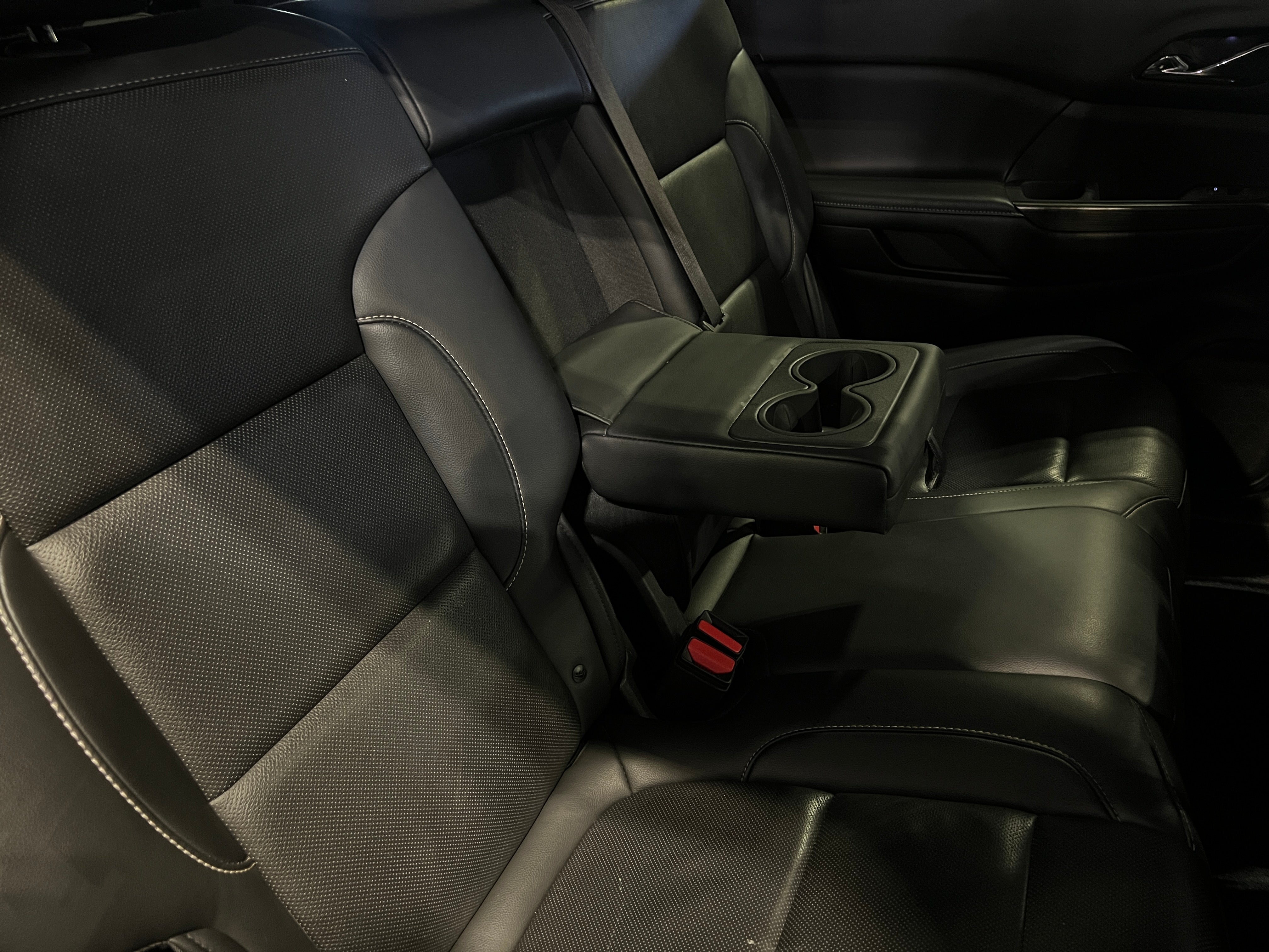 2023 GMC Acadia SLT 5