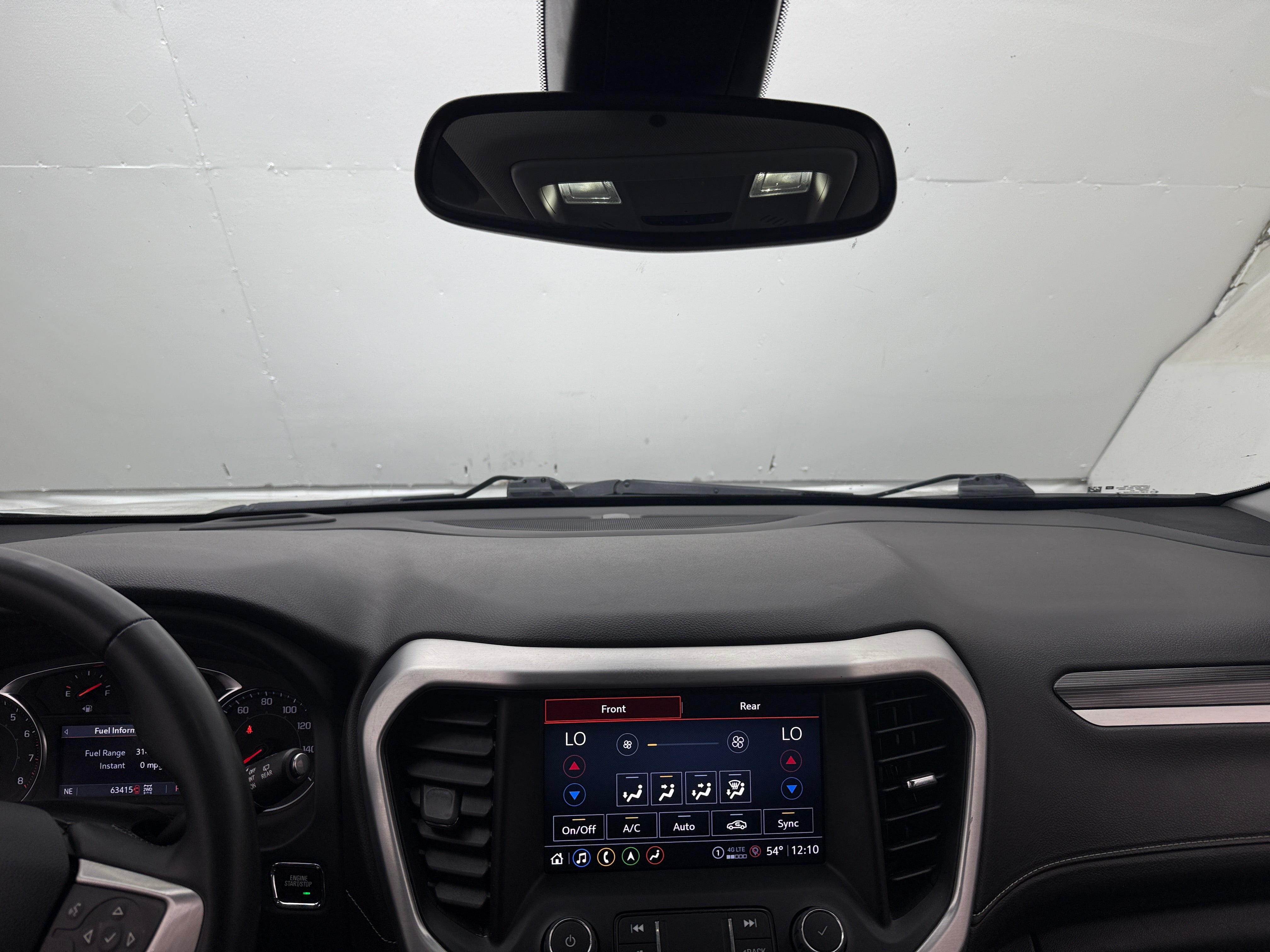 2023 GMC Acadia SLT 2