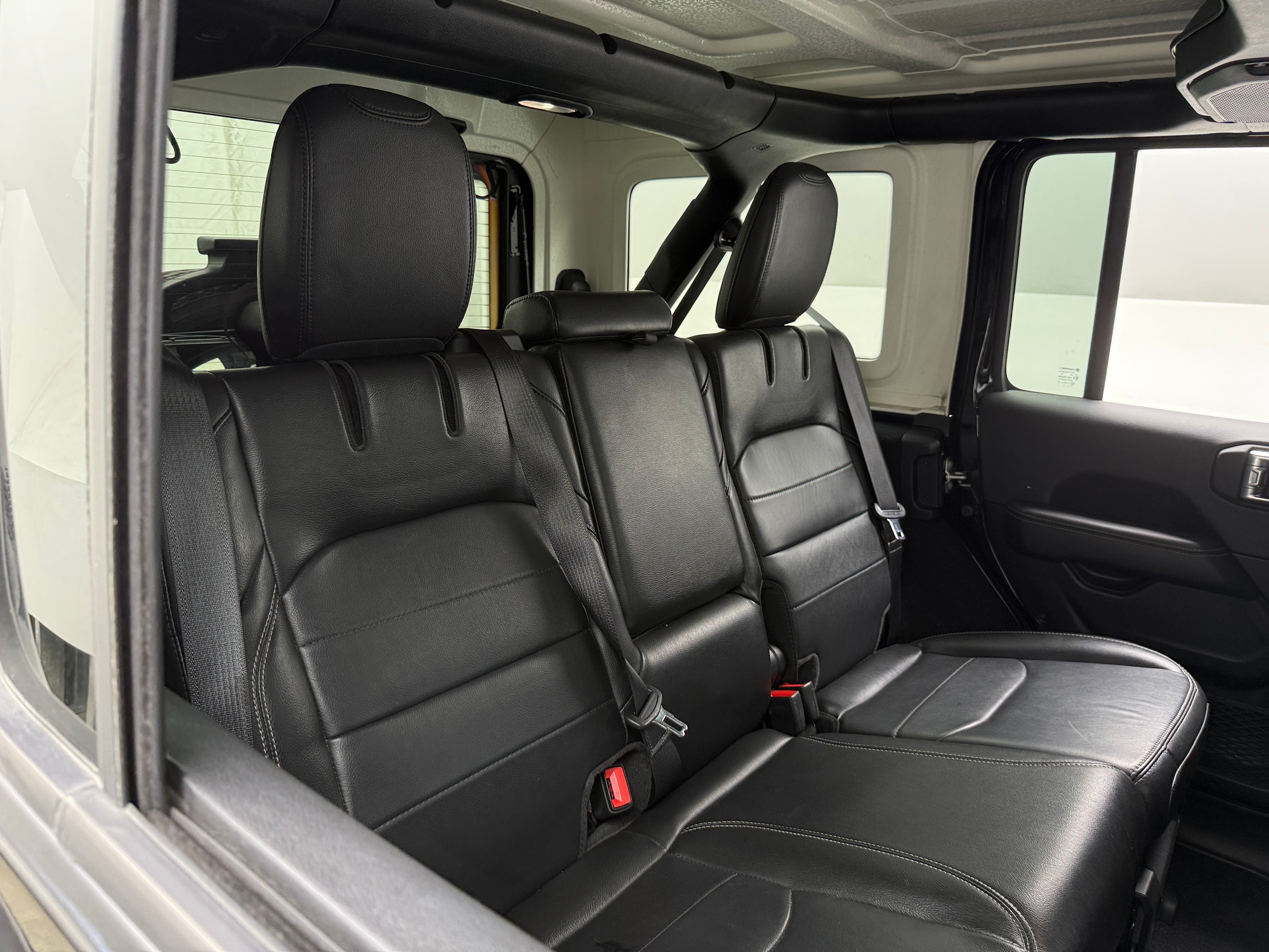 2023 Jeep Wrangler Sahara 4xe 5