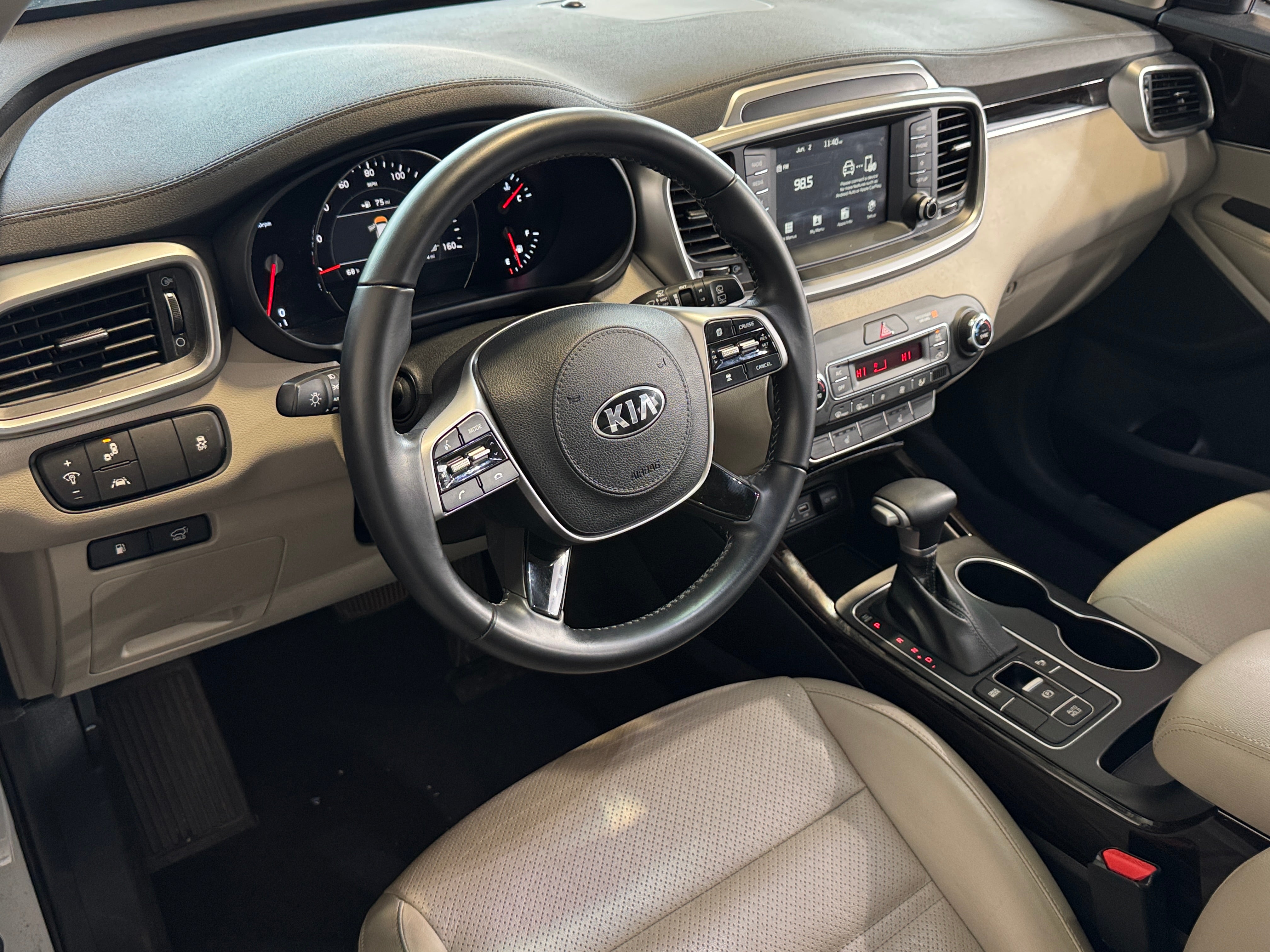 2020 Kia Sorento EX 2