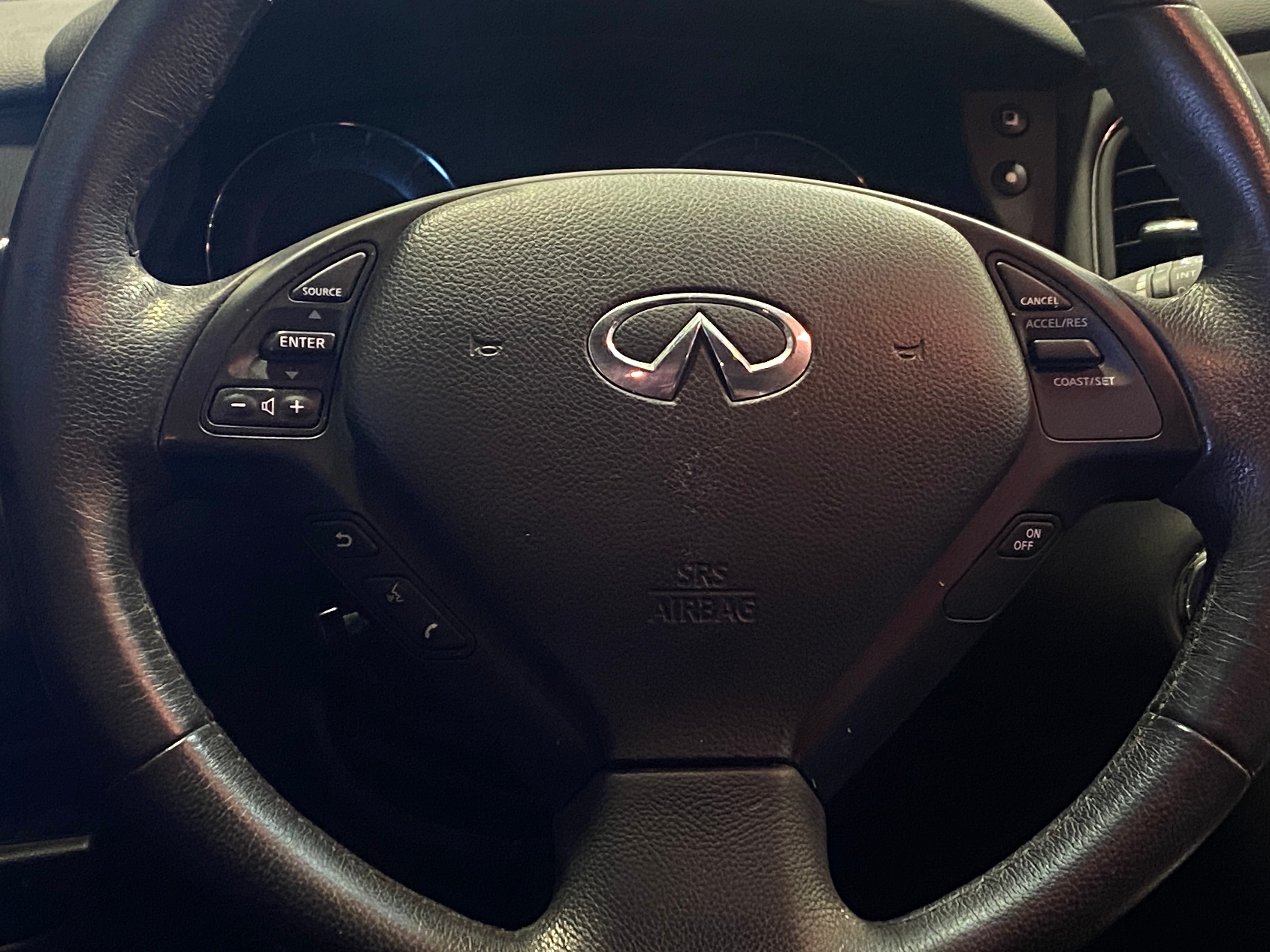 2017 INFINITI QX50 Base 4