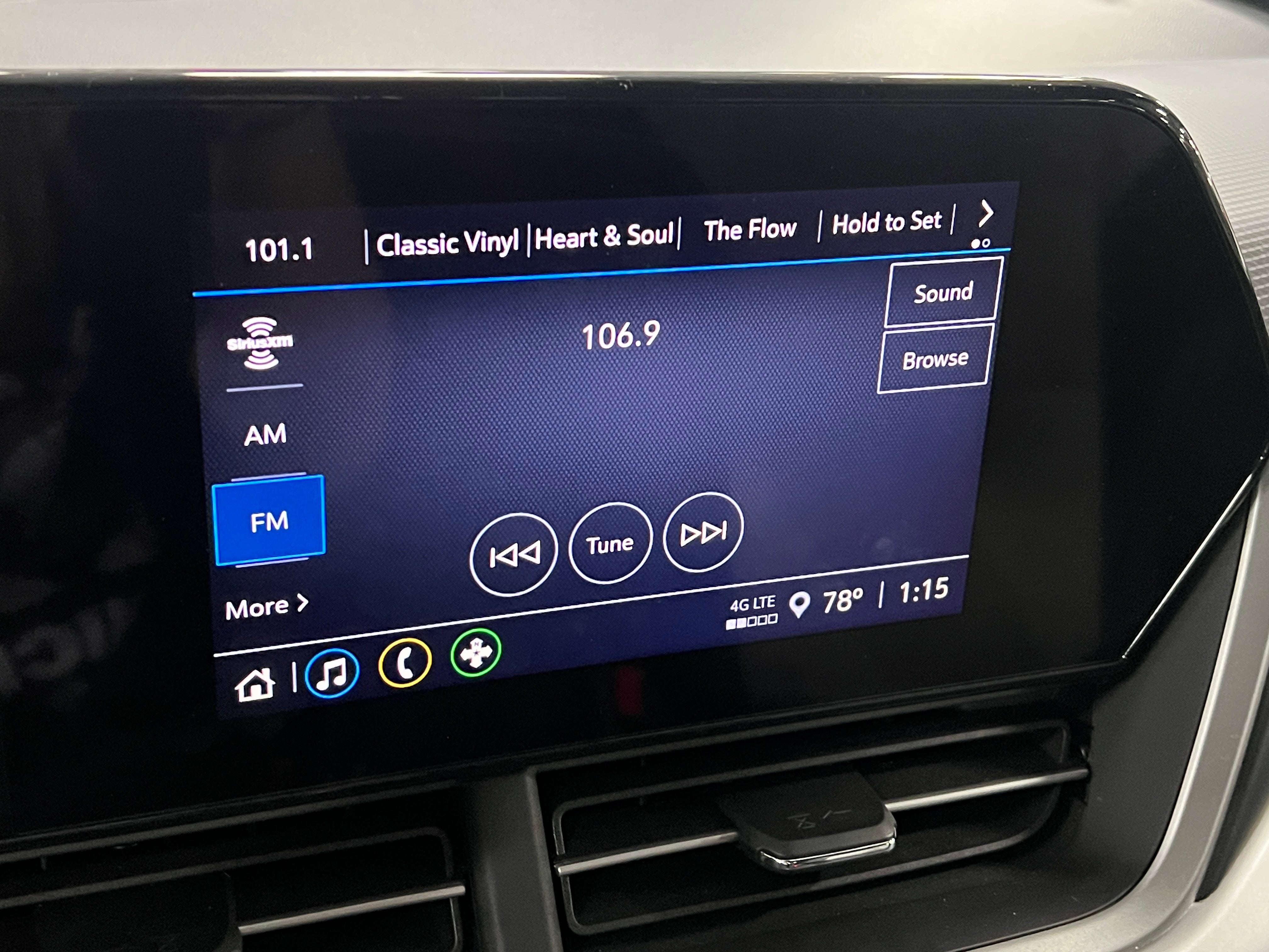 2024 Chevrolet Trax RS 4