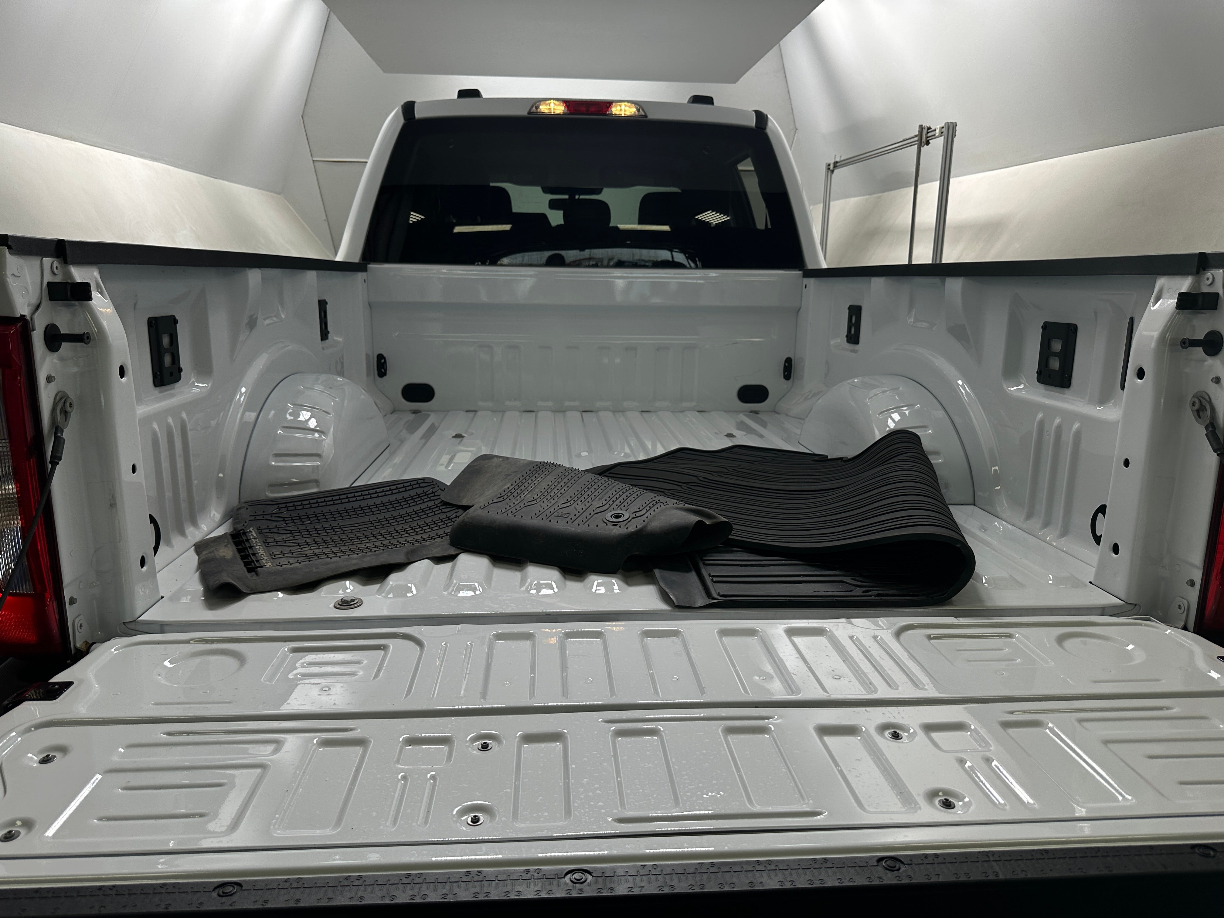 2023 Ford Econoline E-250 7