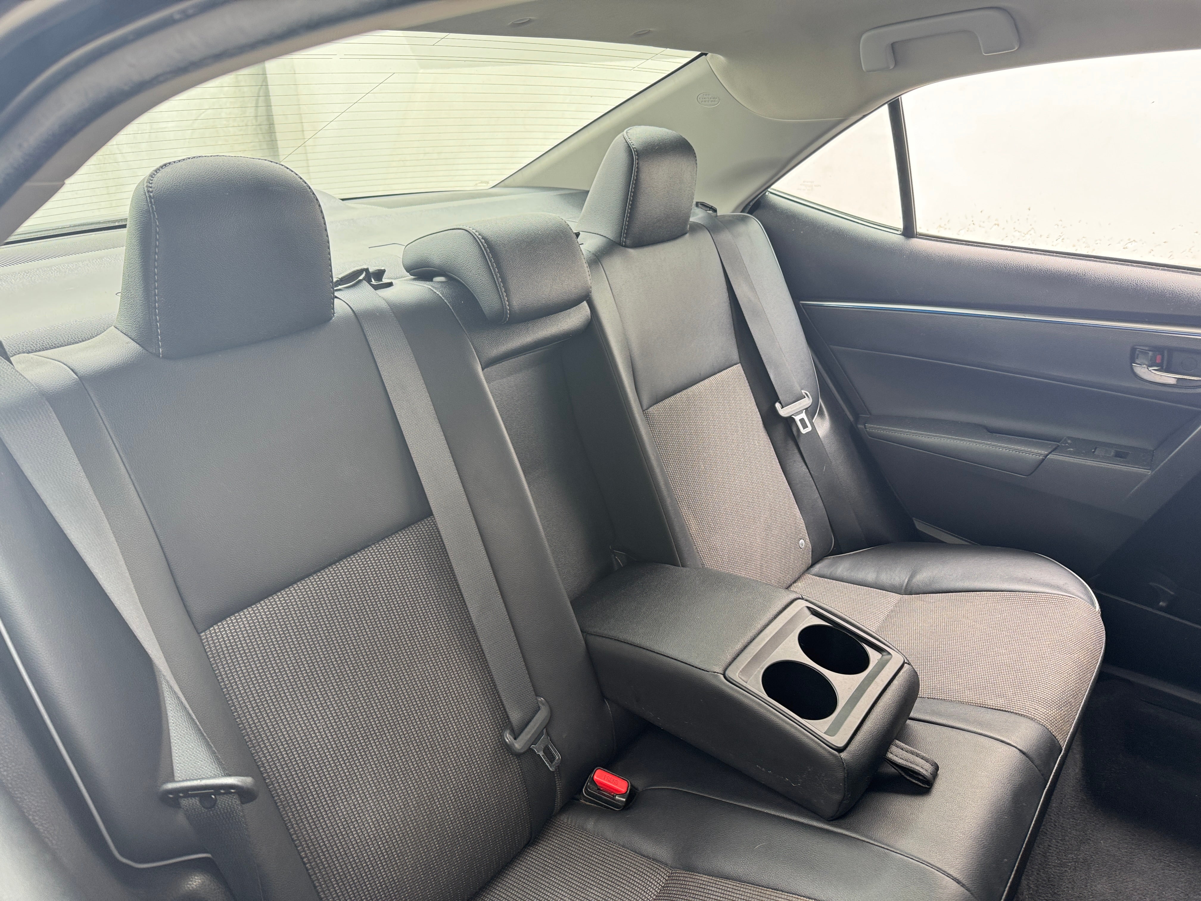 2016 Toyota Corolla S 6