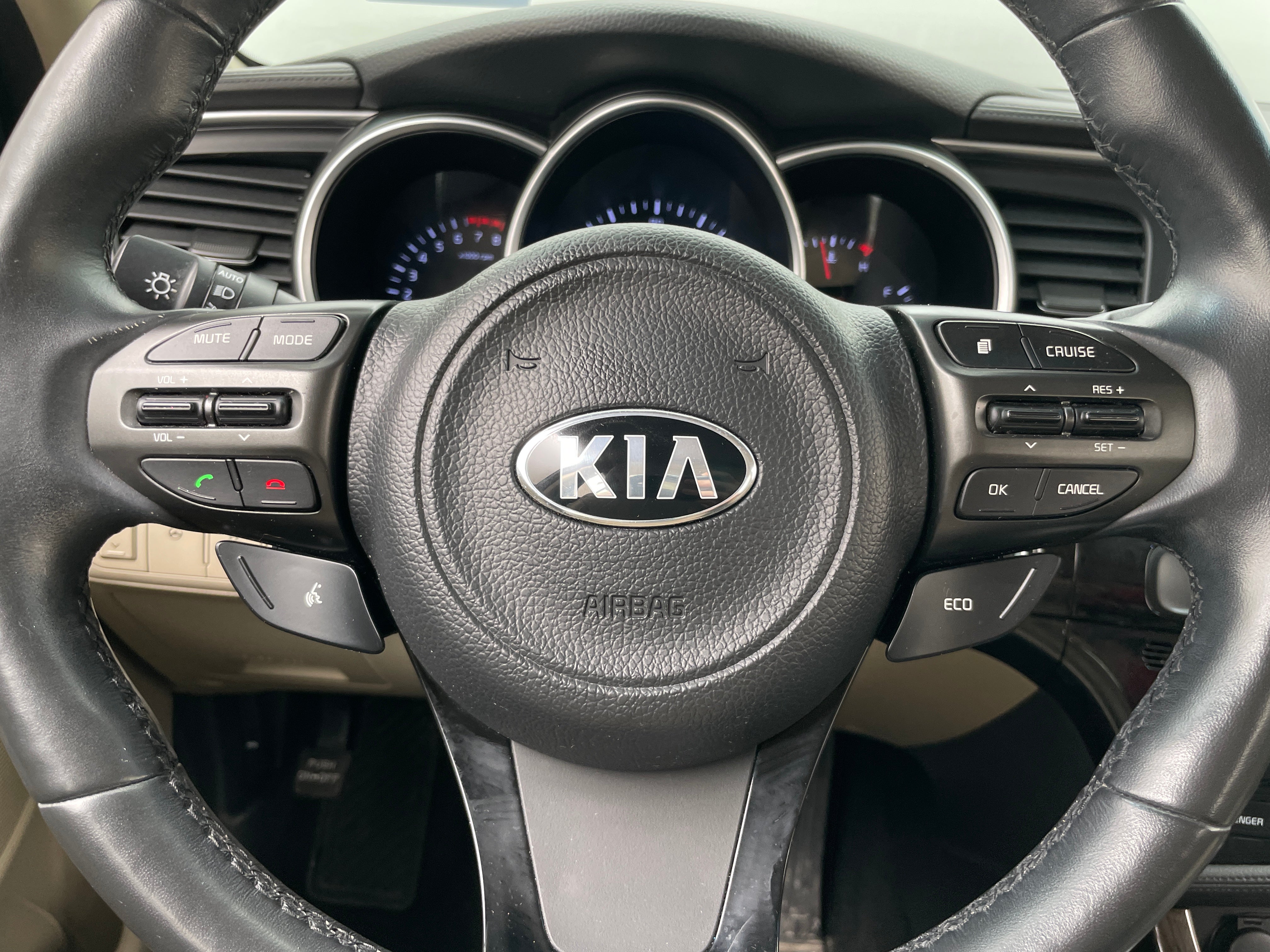 2015 Kia Optima EX 4