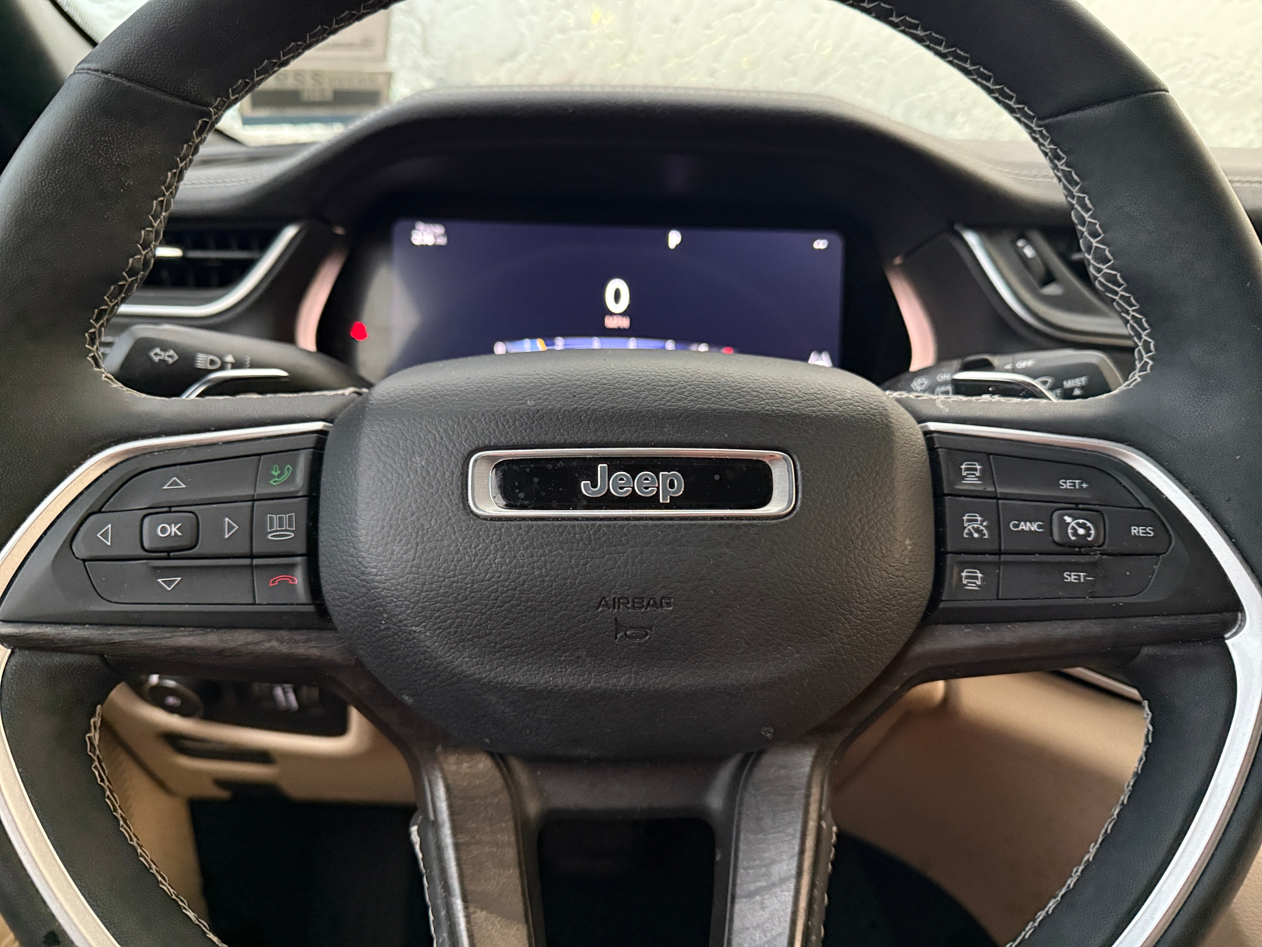2023 Jeep Grand Cherokee L Limited Edition 4
