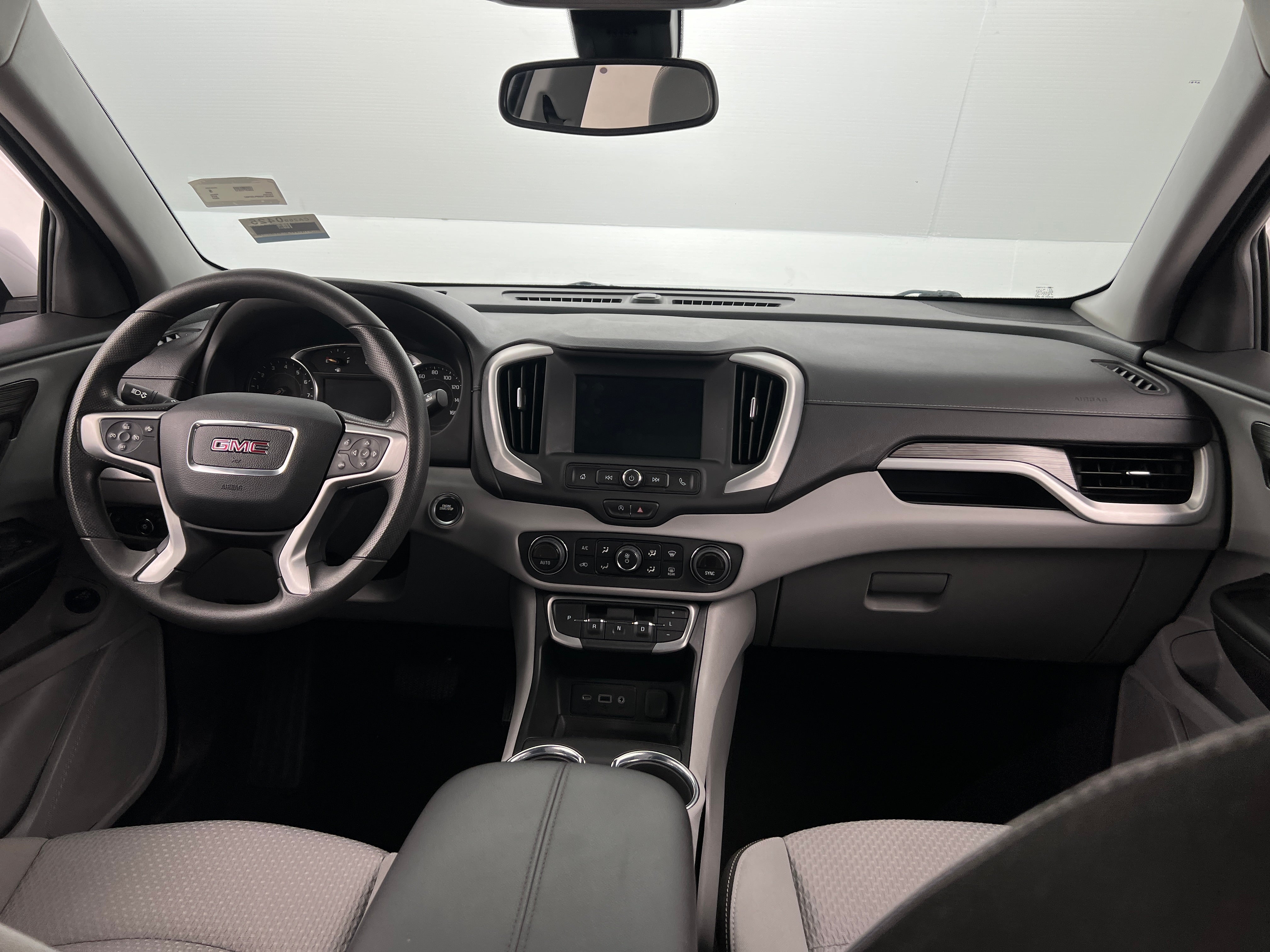 2023 GMC Terrain SLE 3