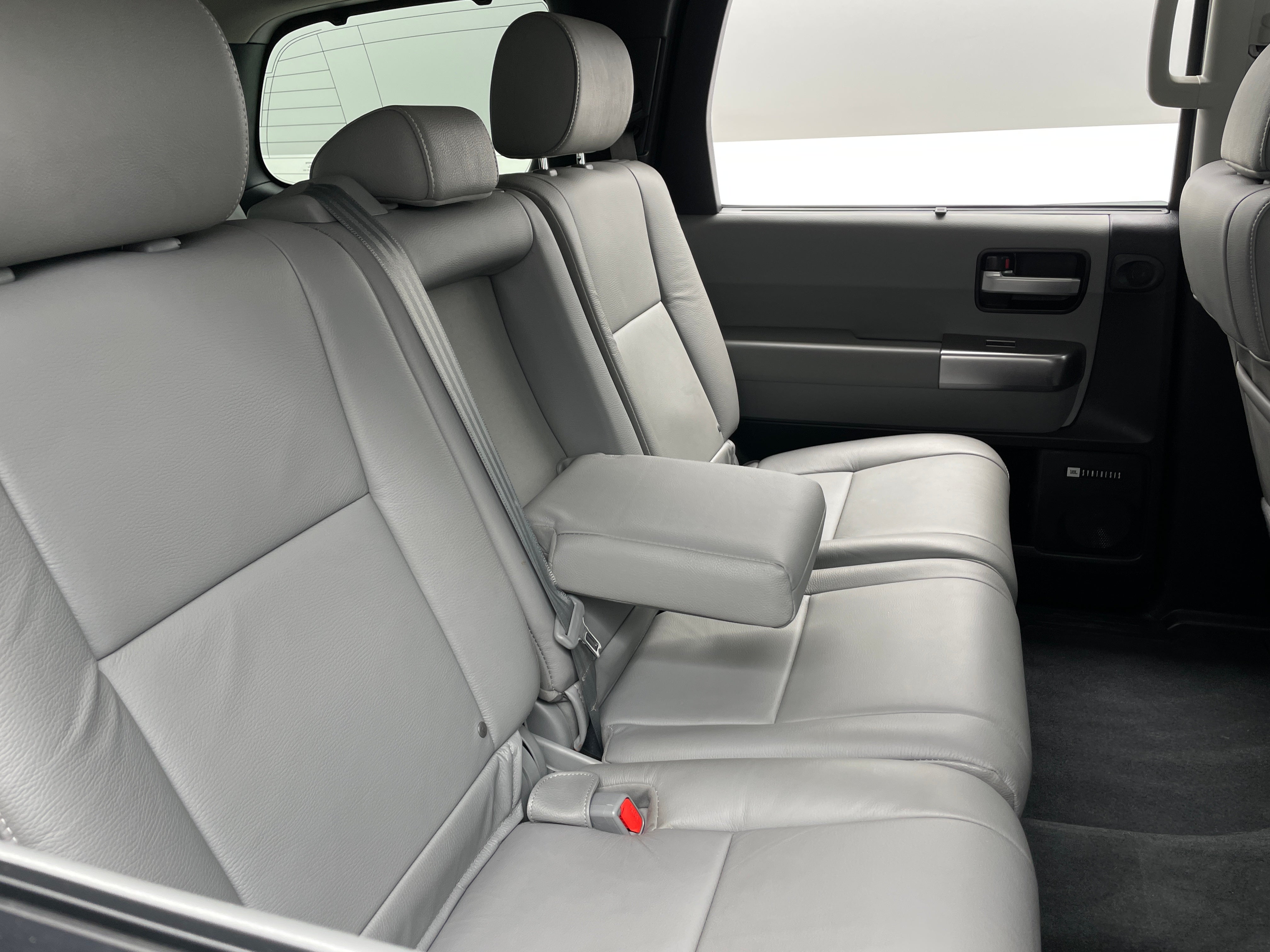 2021 Toyota Sequoia Limited 5