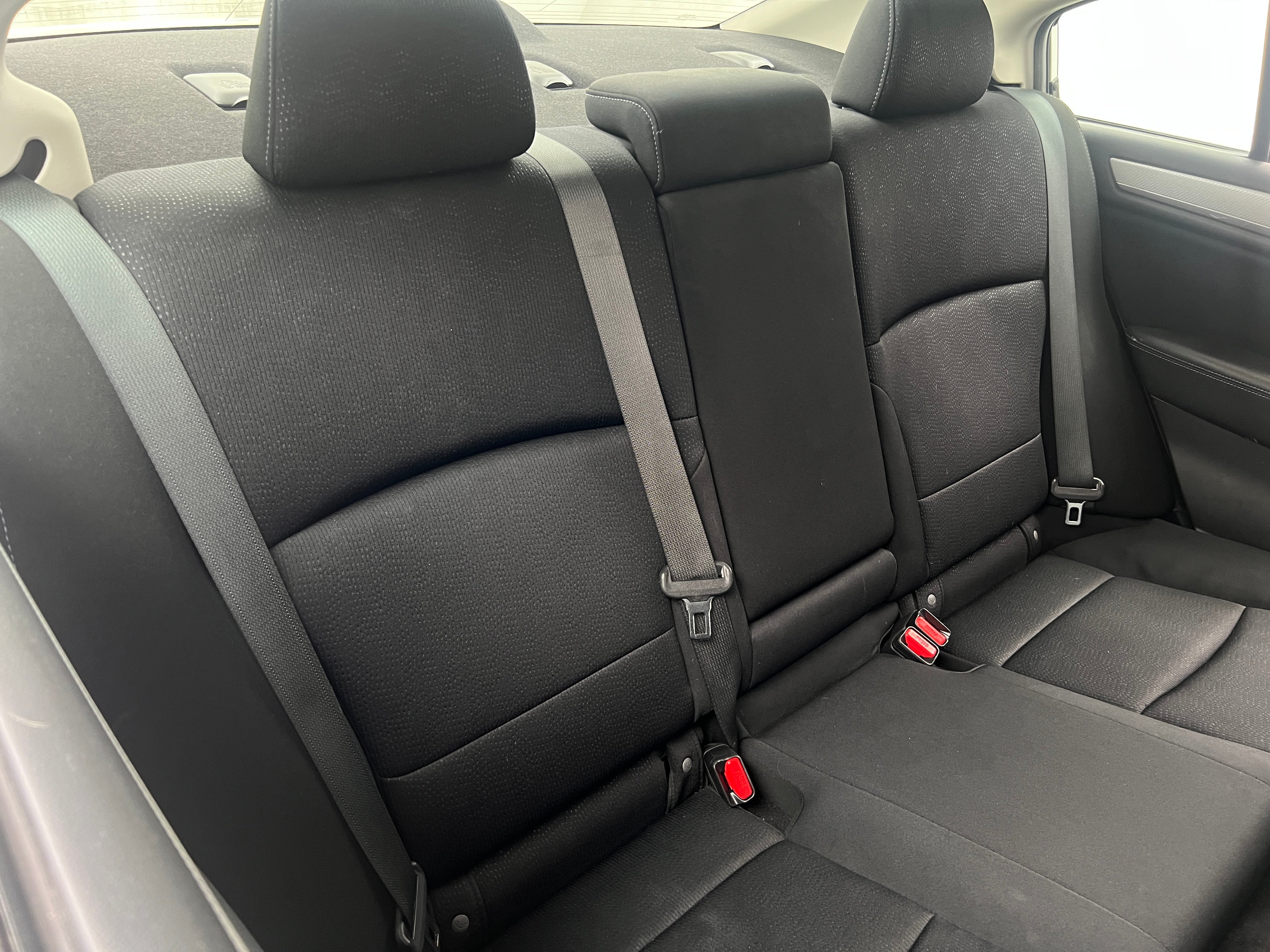 2015 Subaru Legacy Premium 6