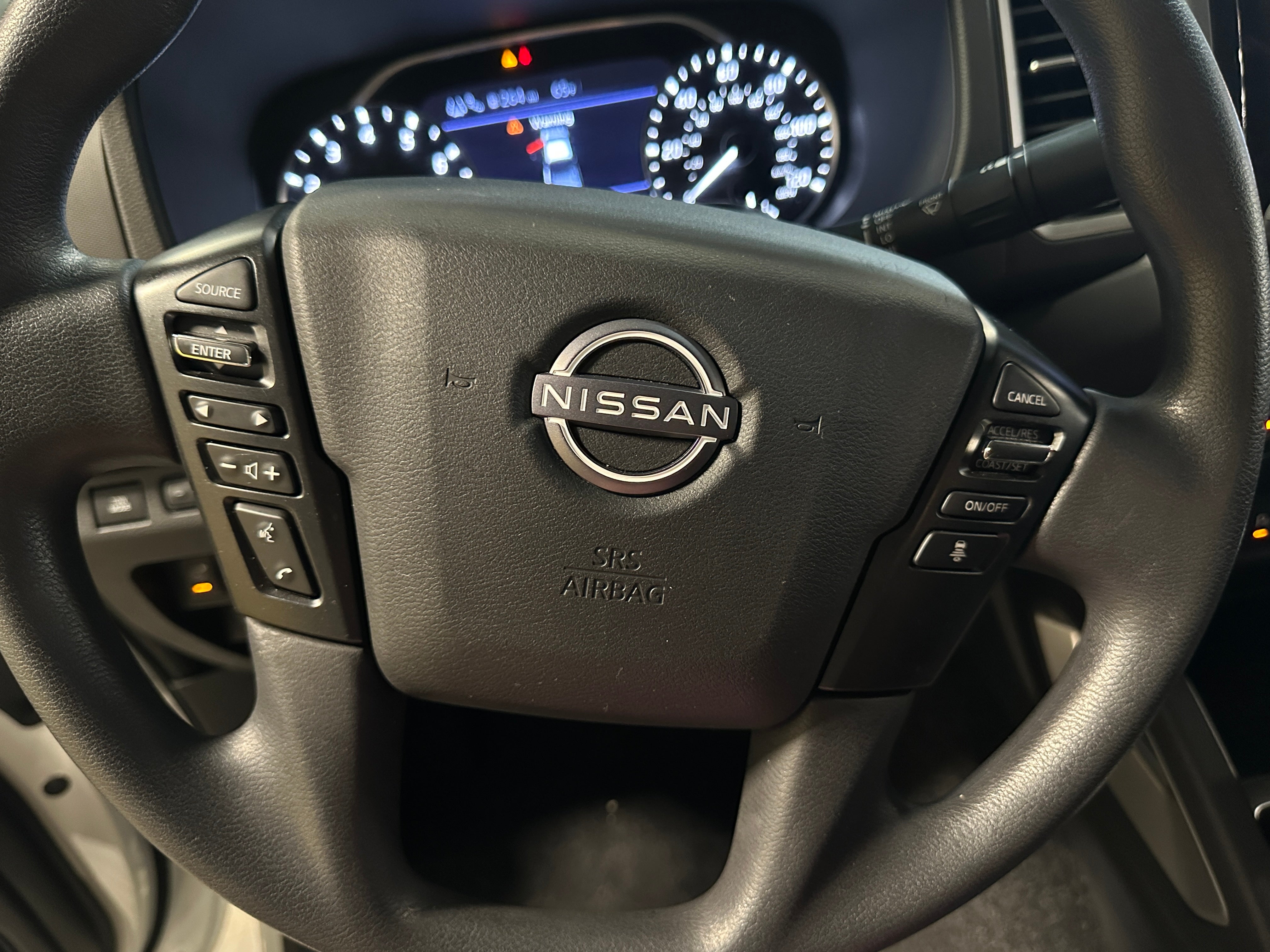 2022 Nissan Frontier SV 5