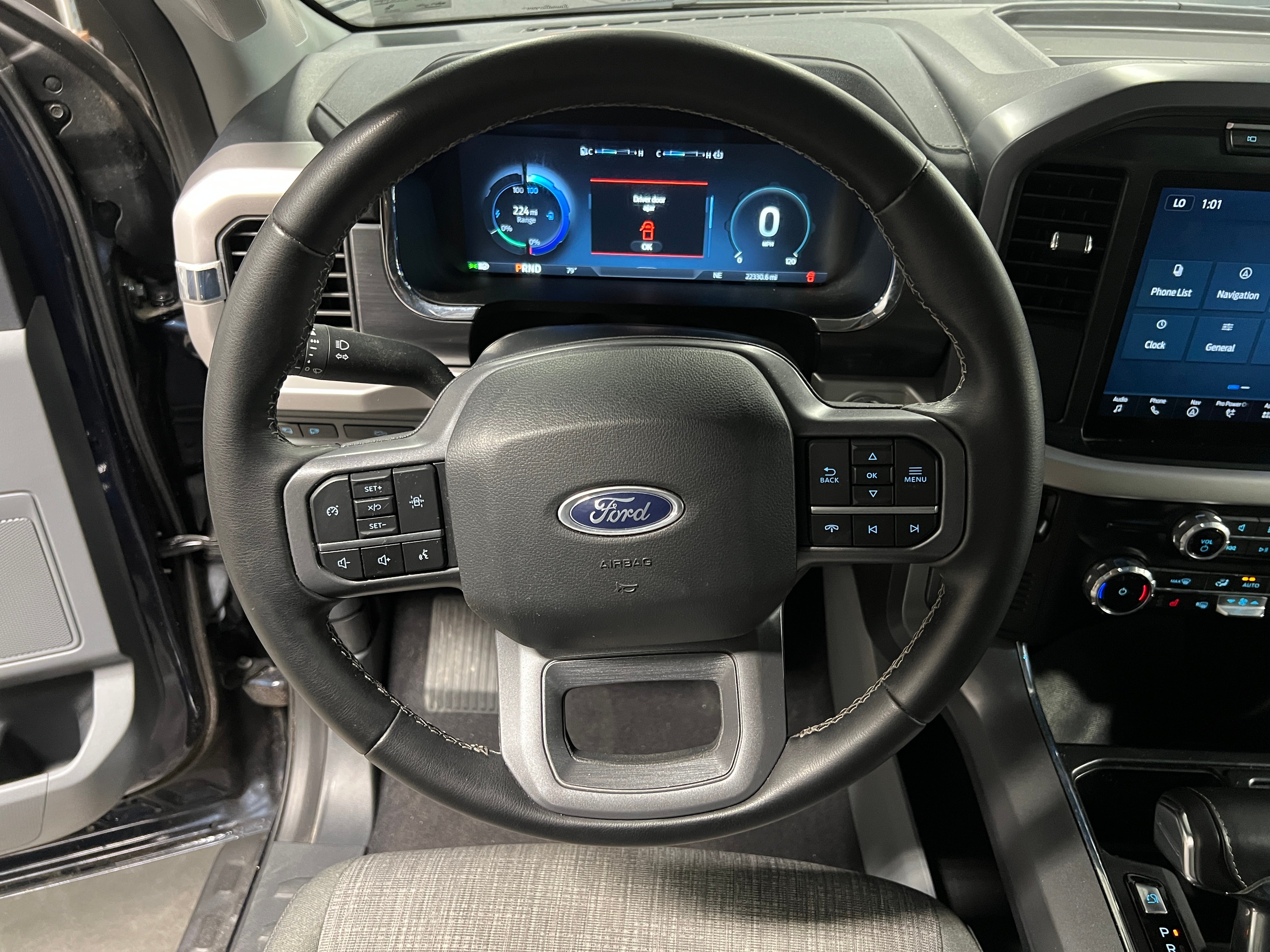 2023 Ford F-150 Lightning XLT 5