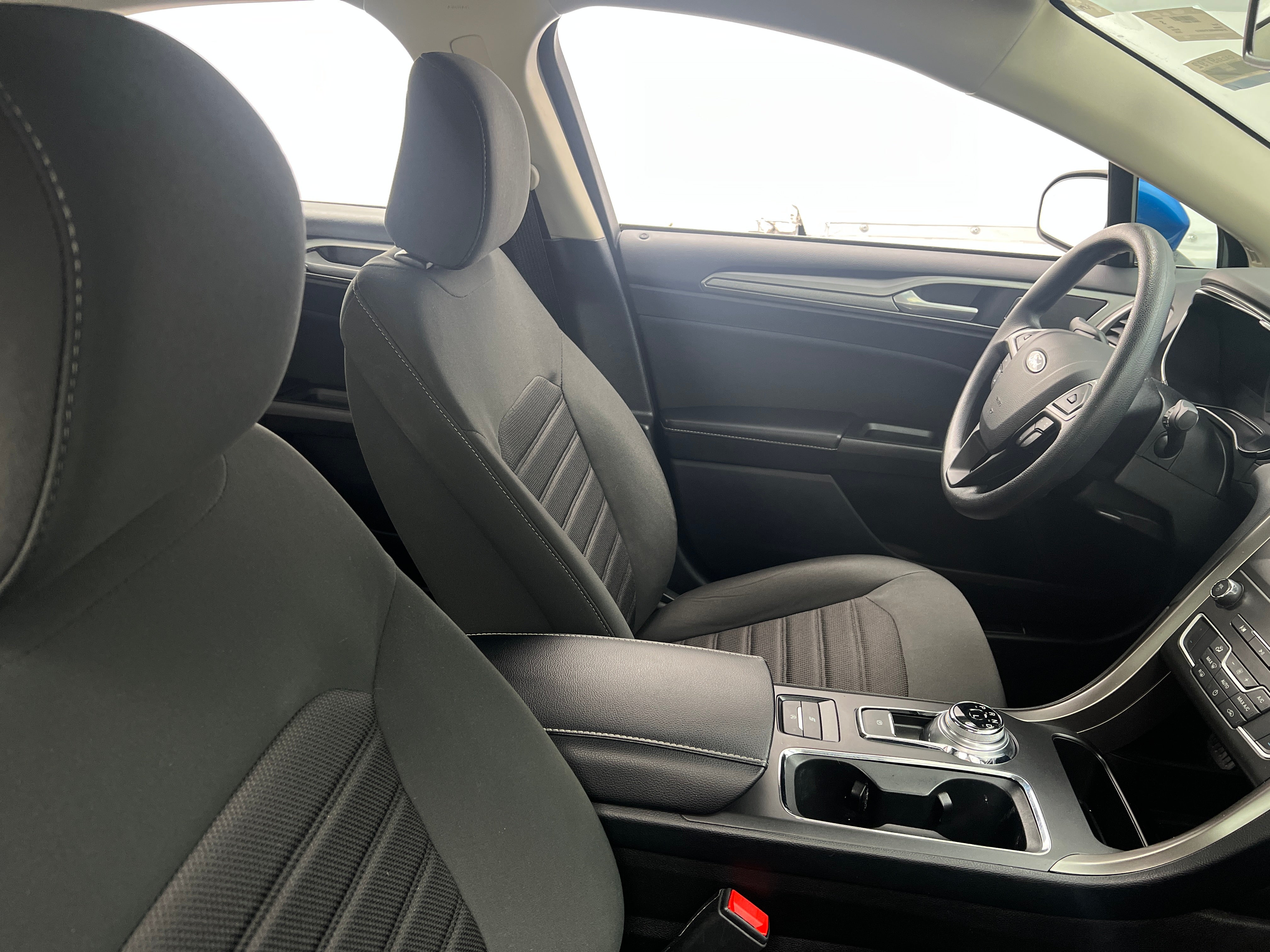 2020 Ford Fusion SE 2