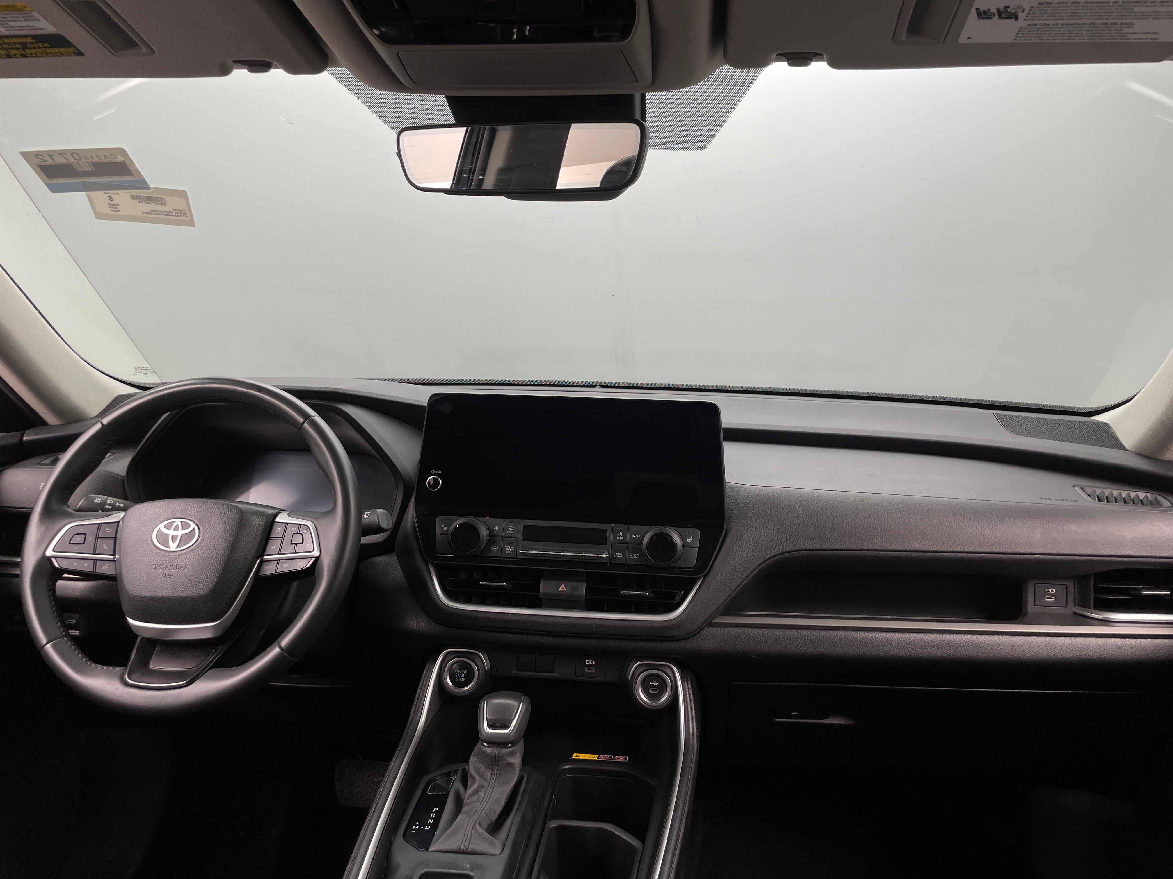 2024 Toyota Grand Highlander XLE 2
