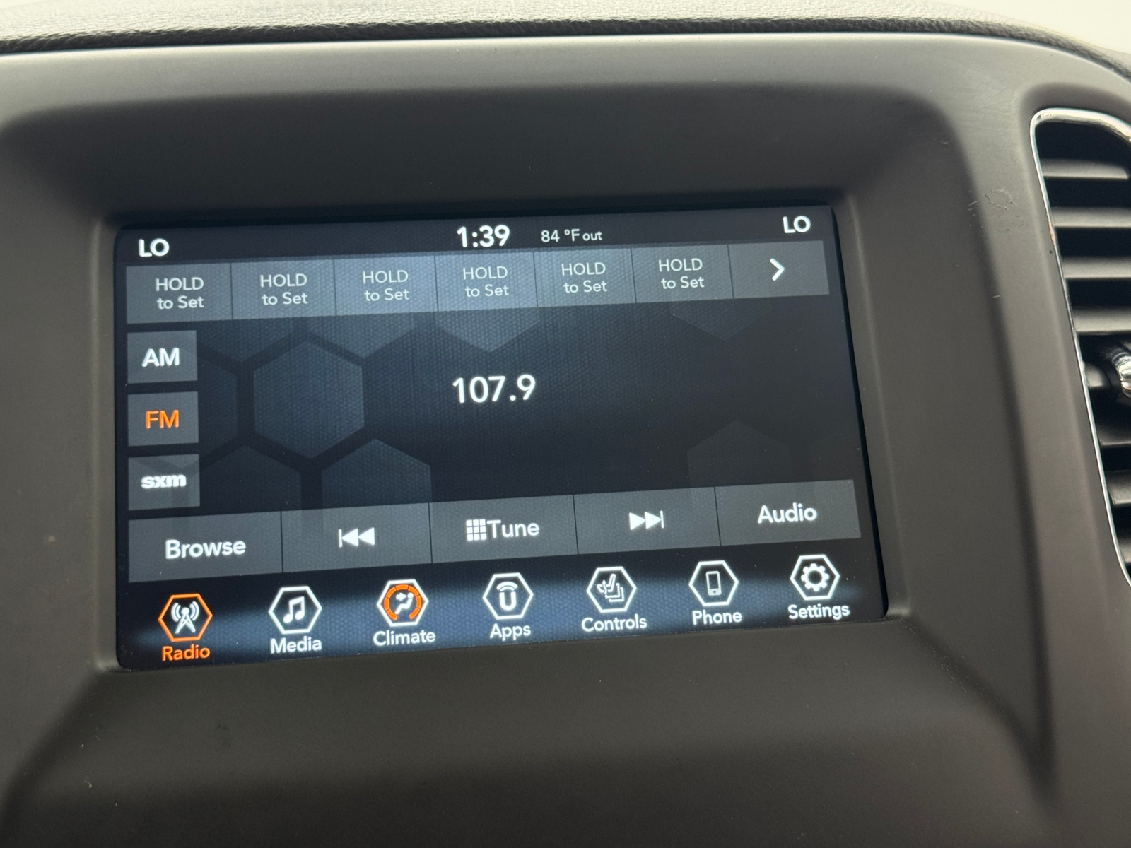 Thumbnail: 2018 Jeep Compass - 4